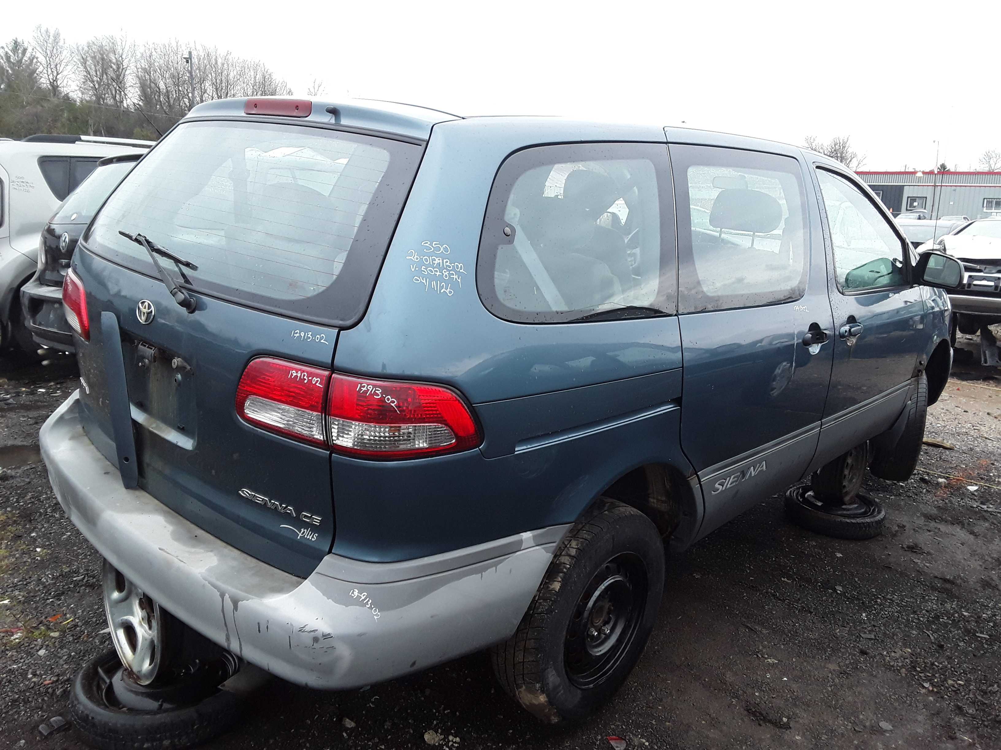 TOYOTA SIENNA 2002