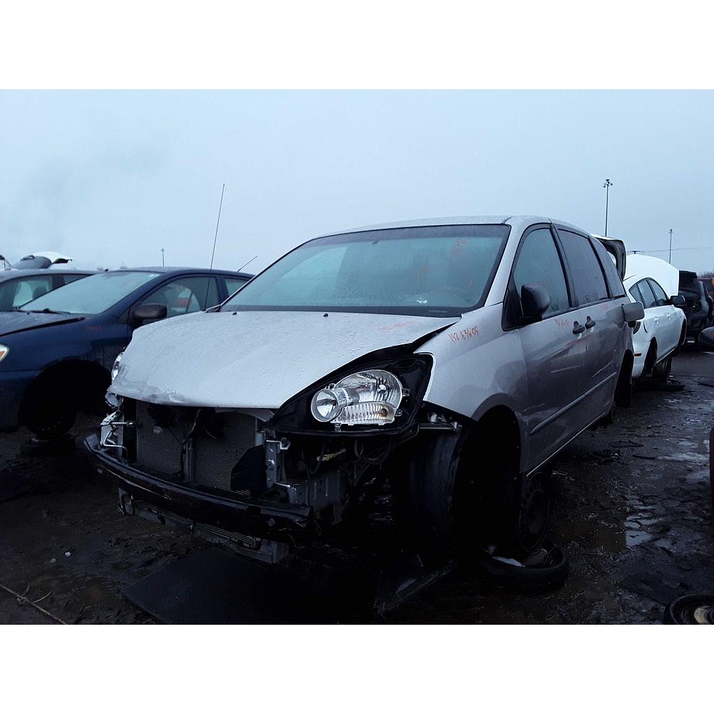 TOYOTA SIENNA 2005