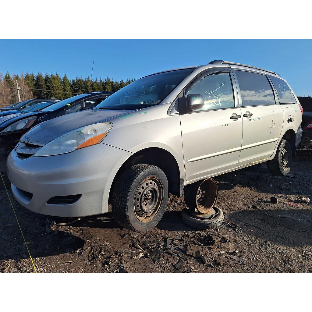 TOYOTA SIENNA 2006