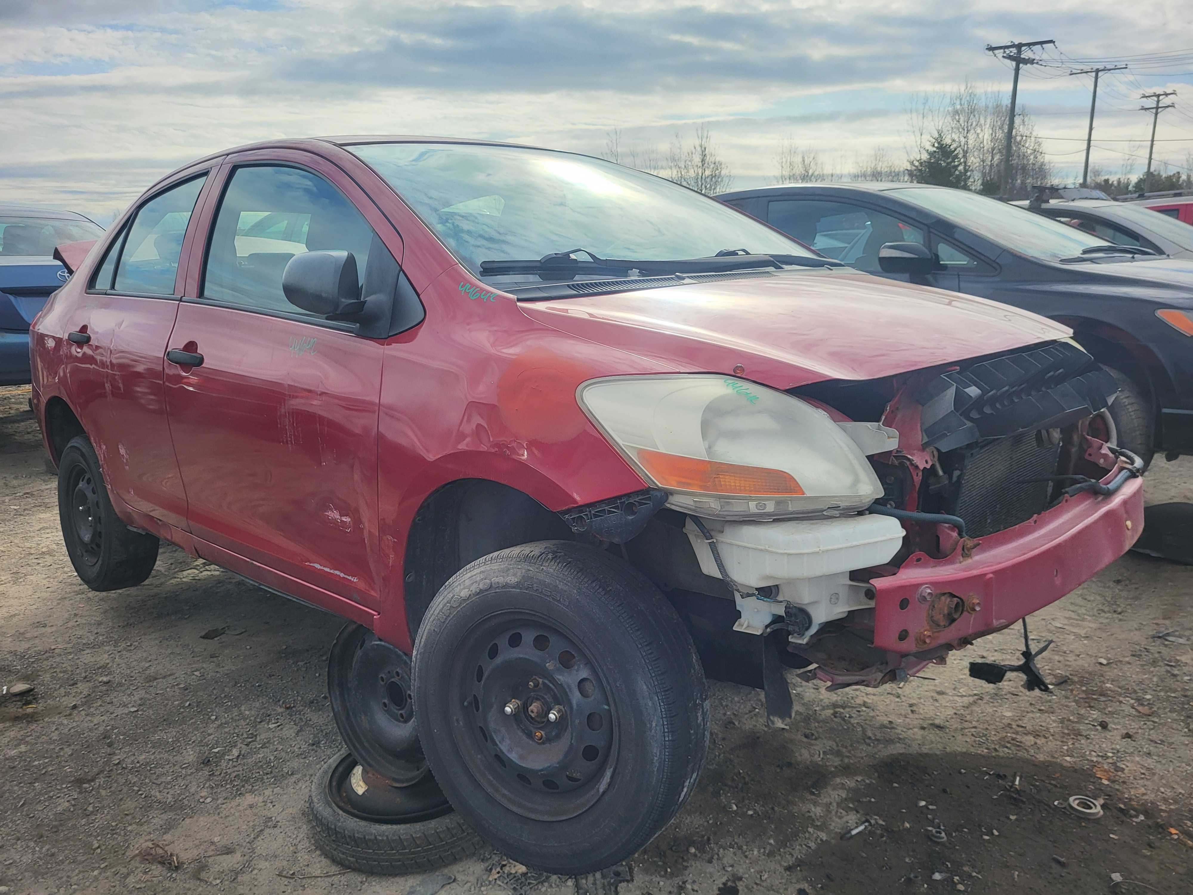 TOYOTA YARIS 2010