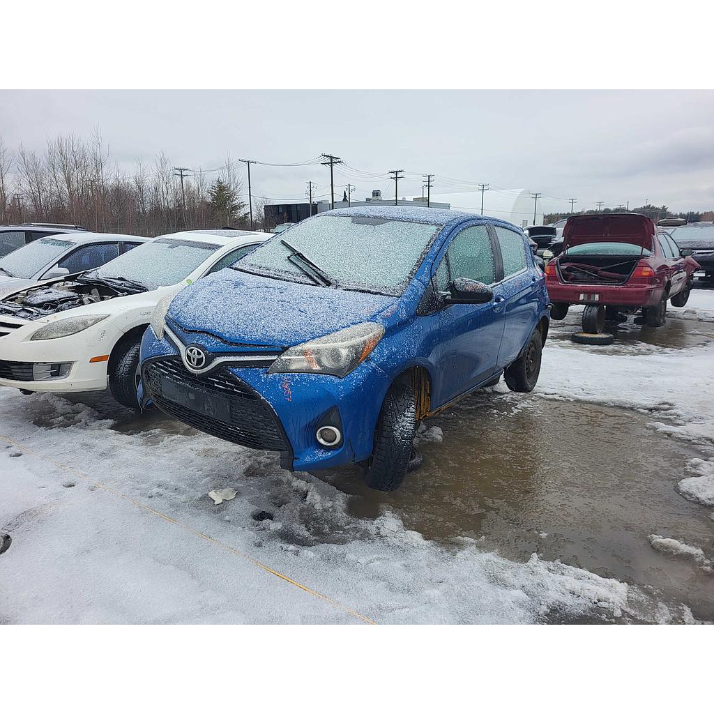 TOYOTA YARIS 2015
