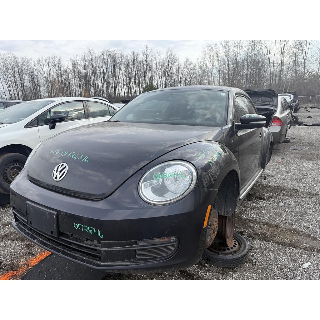 VOLKSWAGEN BEETLE 2016