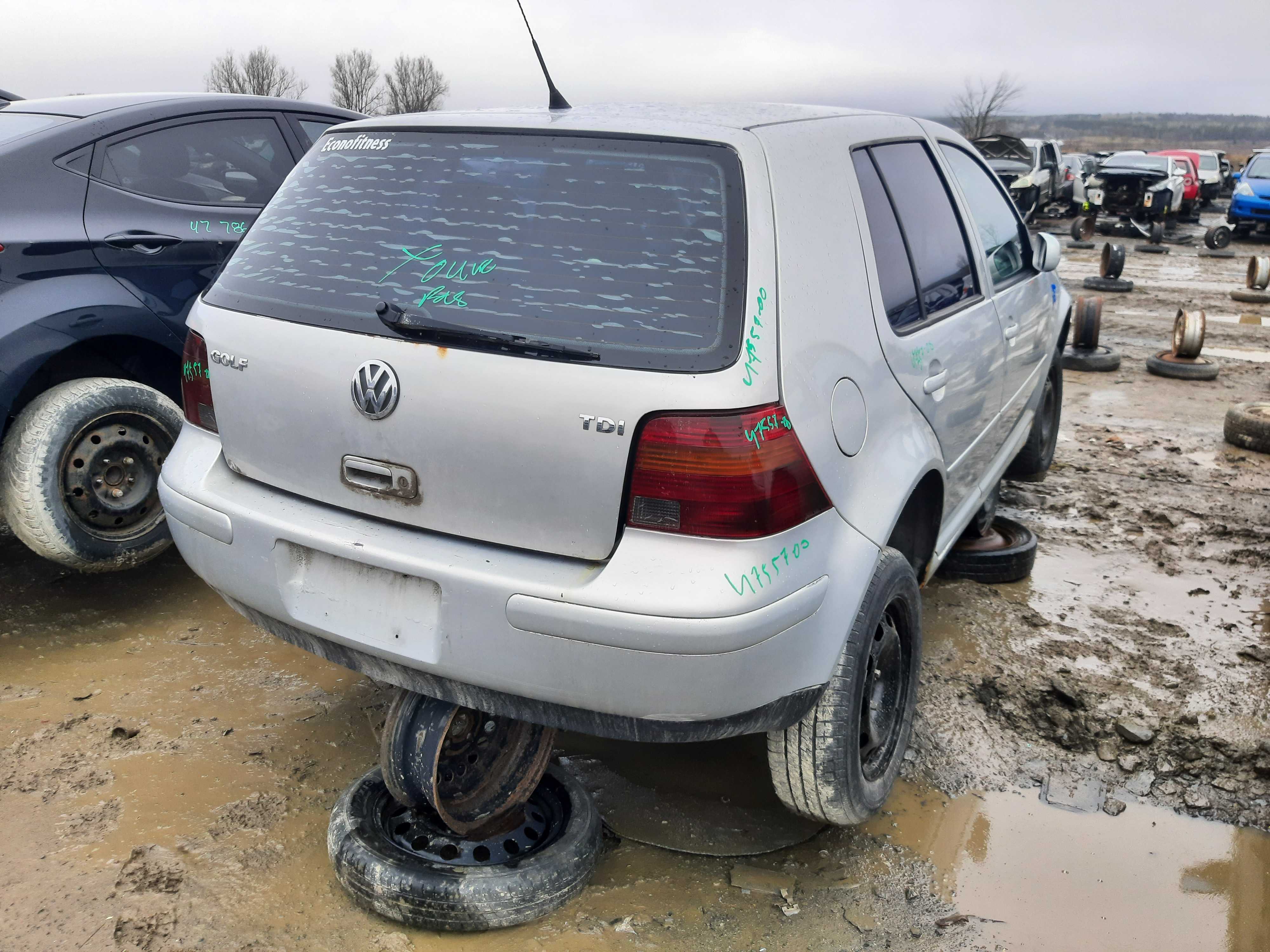 VOLKSWAGEN GOLF 2000