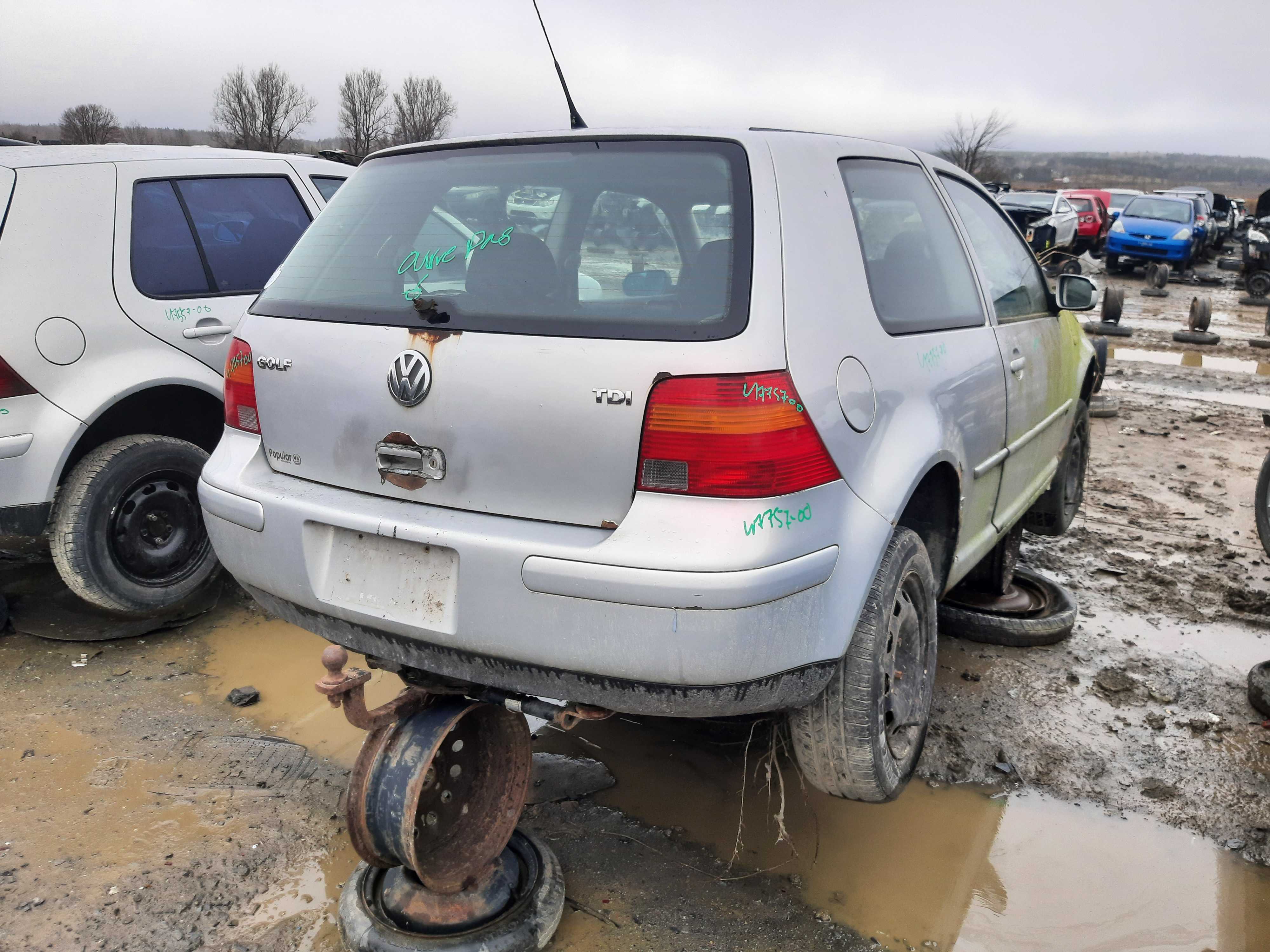 VOLKSWAGEN GOLF 2000