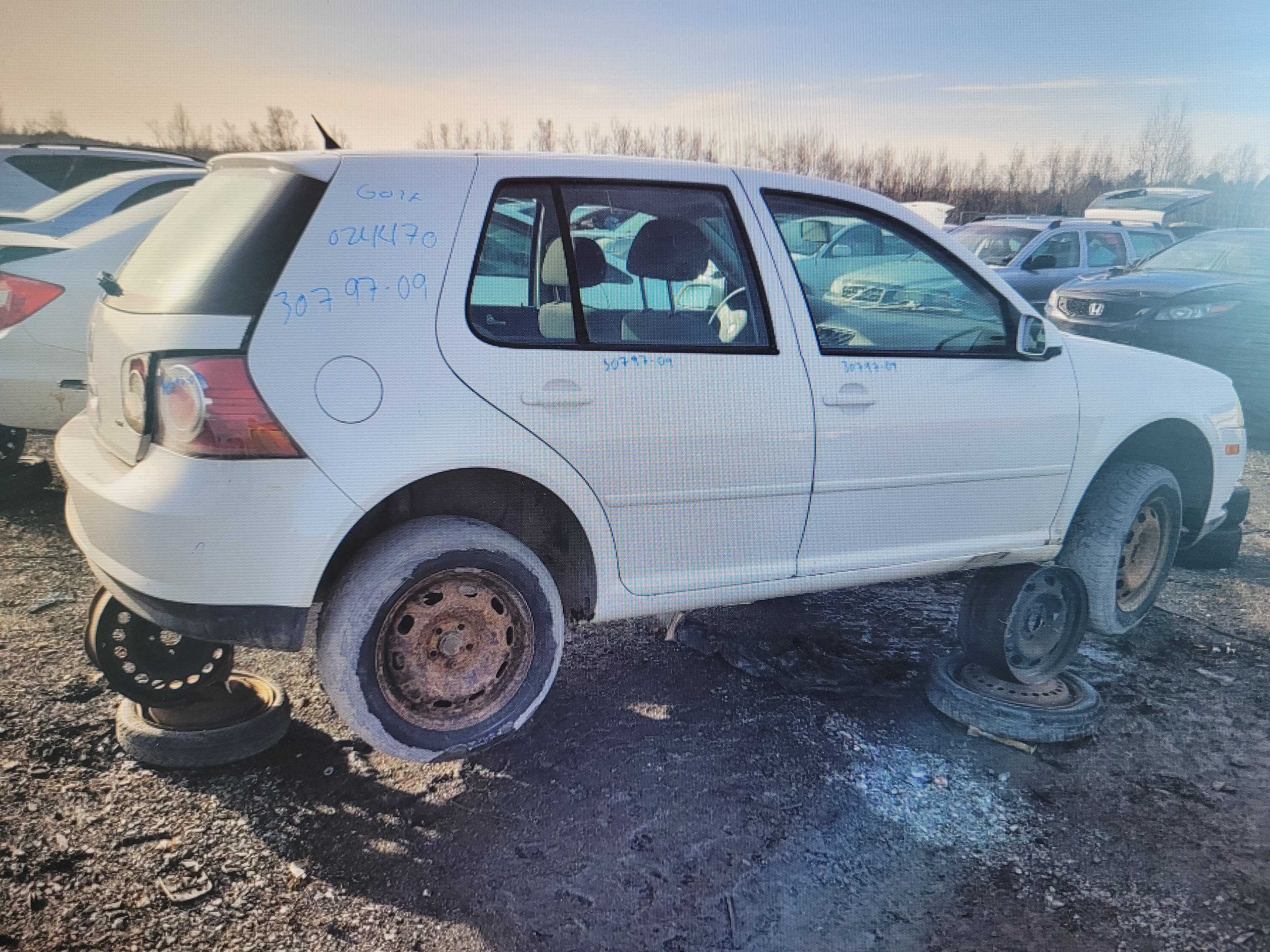 VOLKSWAGEN GOLF 2009