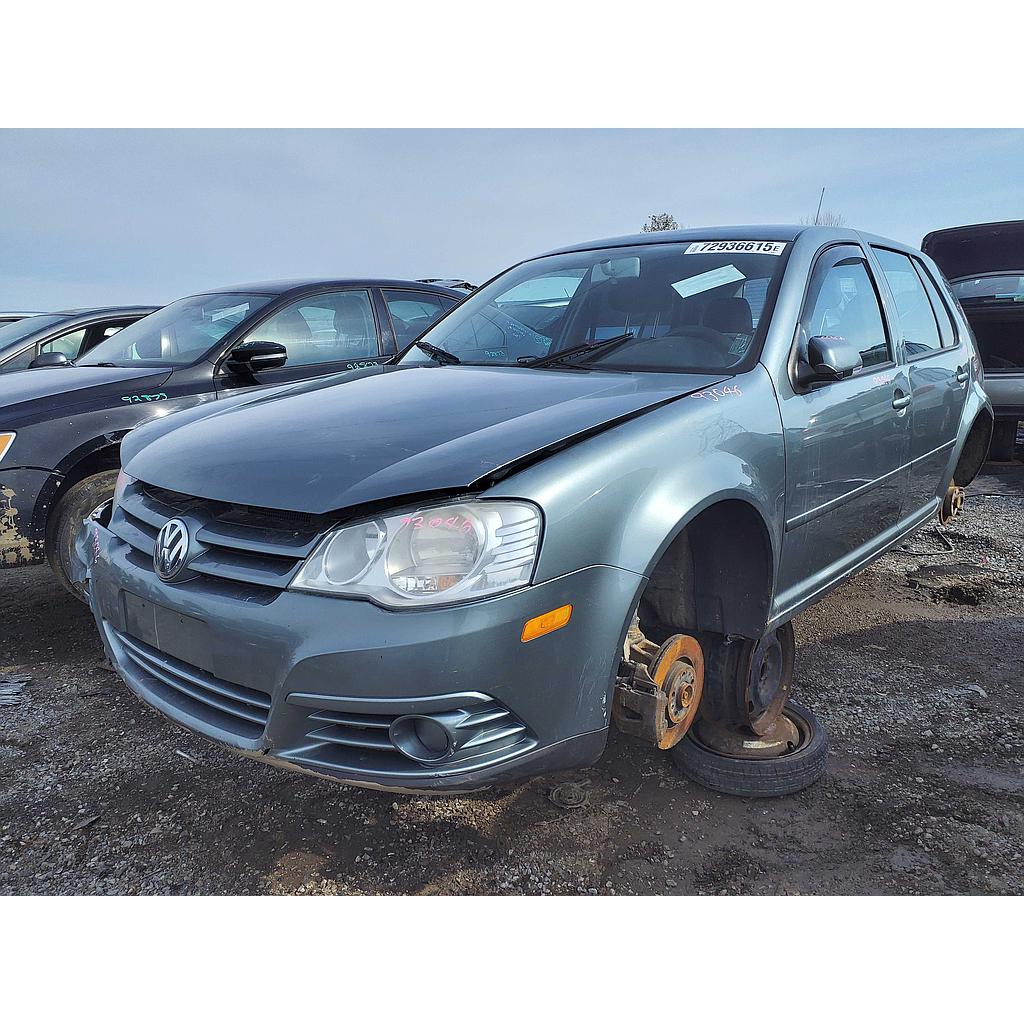VOLKSWAGEN GOLF 2010