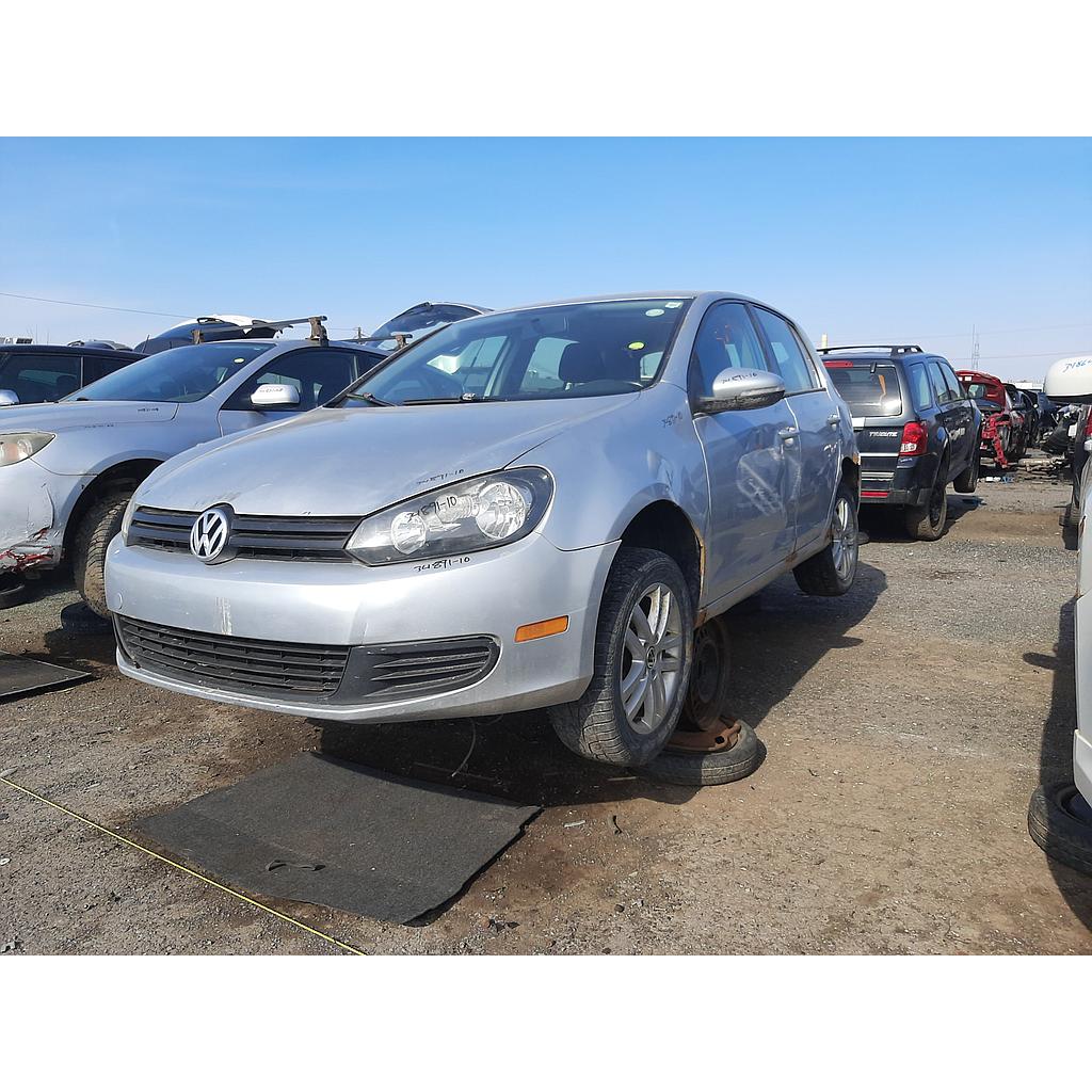 VOLKSWAGEN GOLF 2010