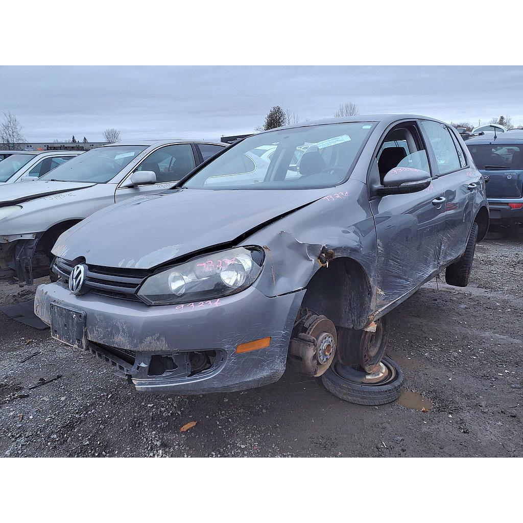 VOLKSWAGEN GOLF 2010