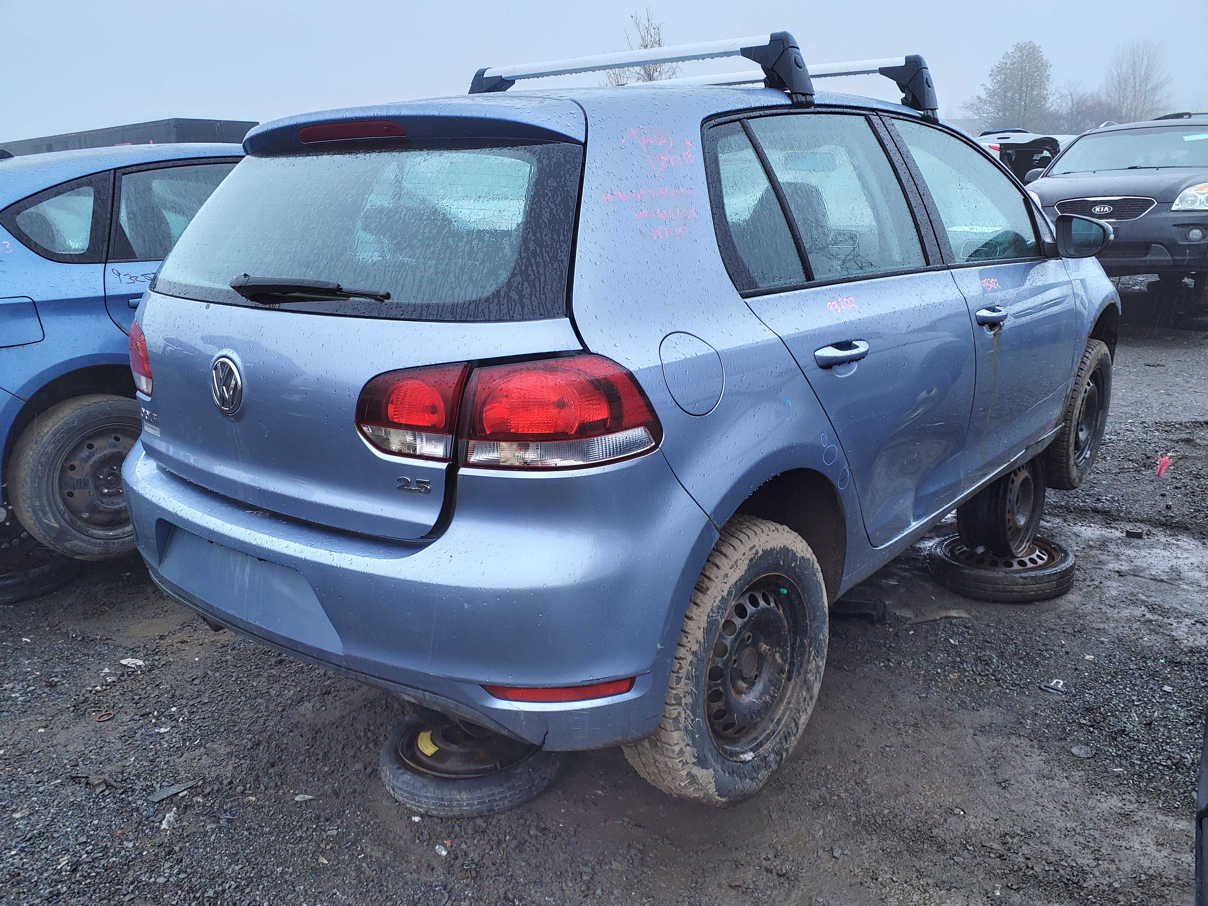 VOLKSWAGEN GOLF 2010