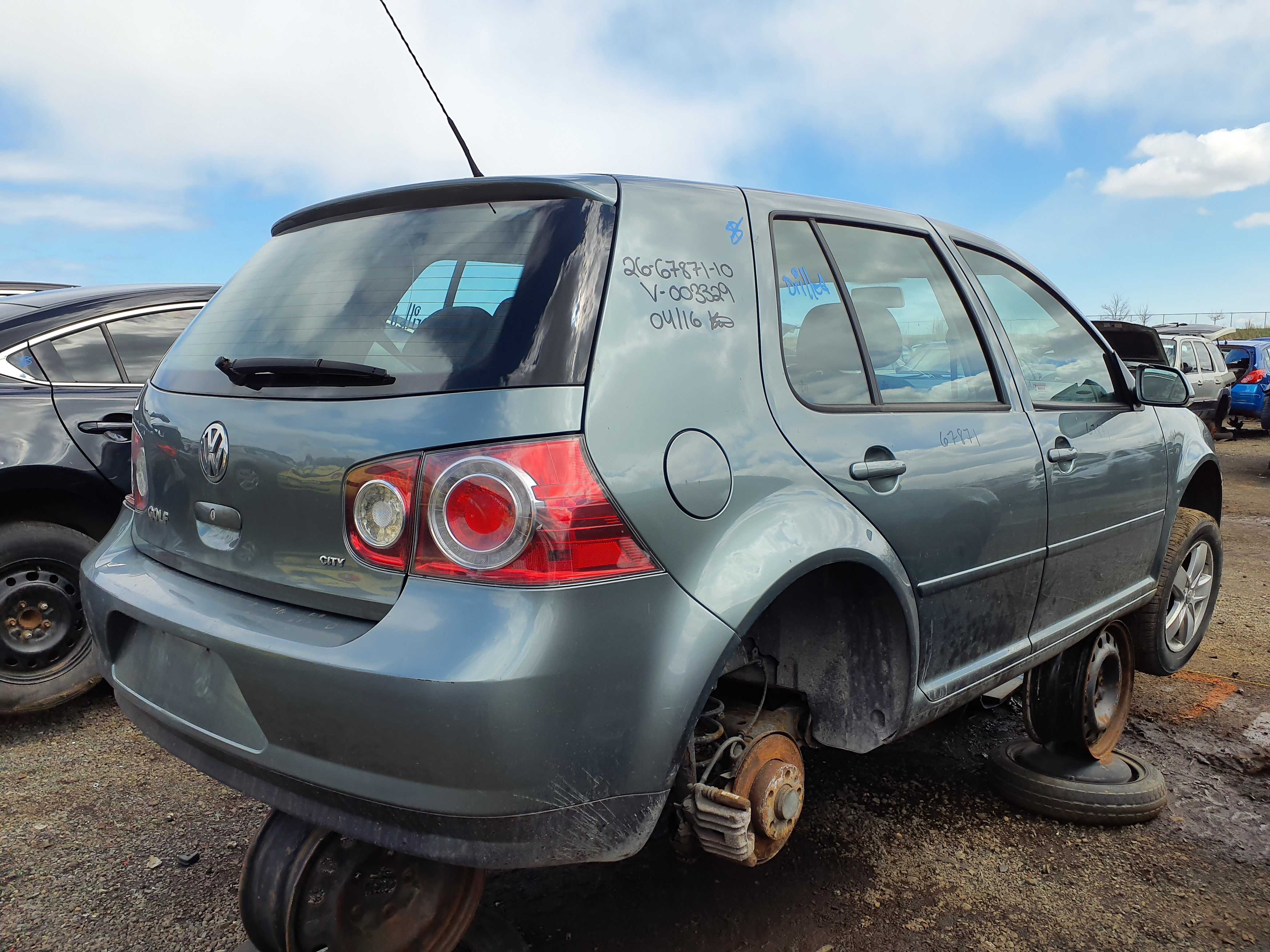 VOLKSWAGEN GOLF 2010
