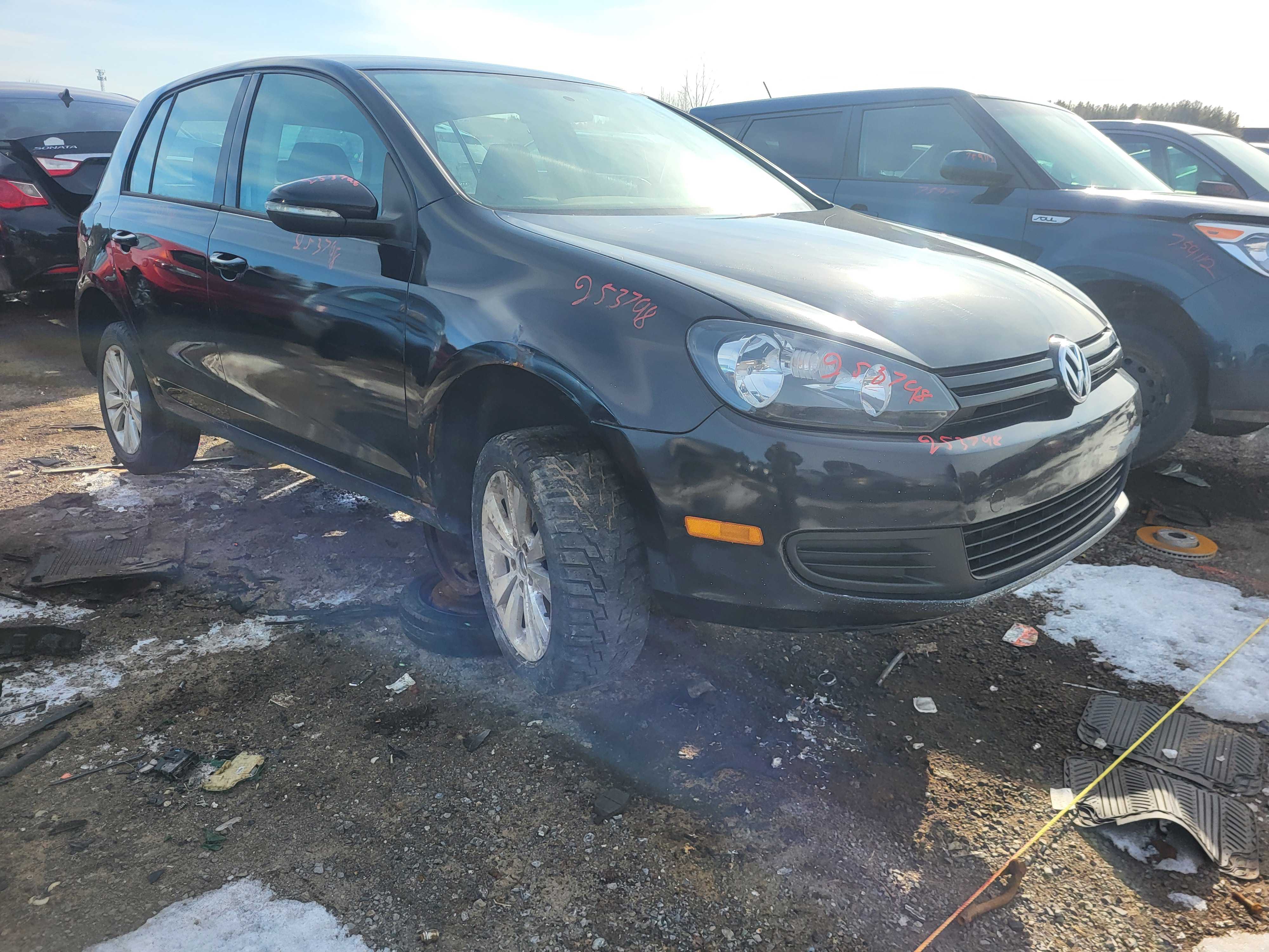 VOLKSWAGEN GOLF 2011