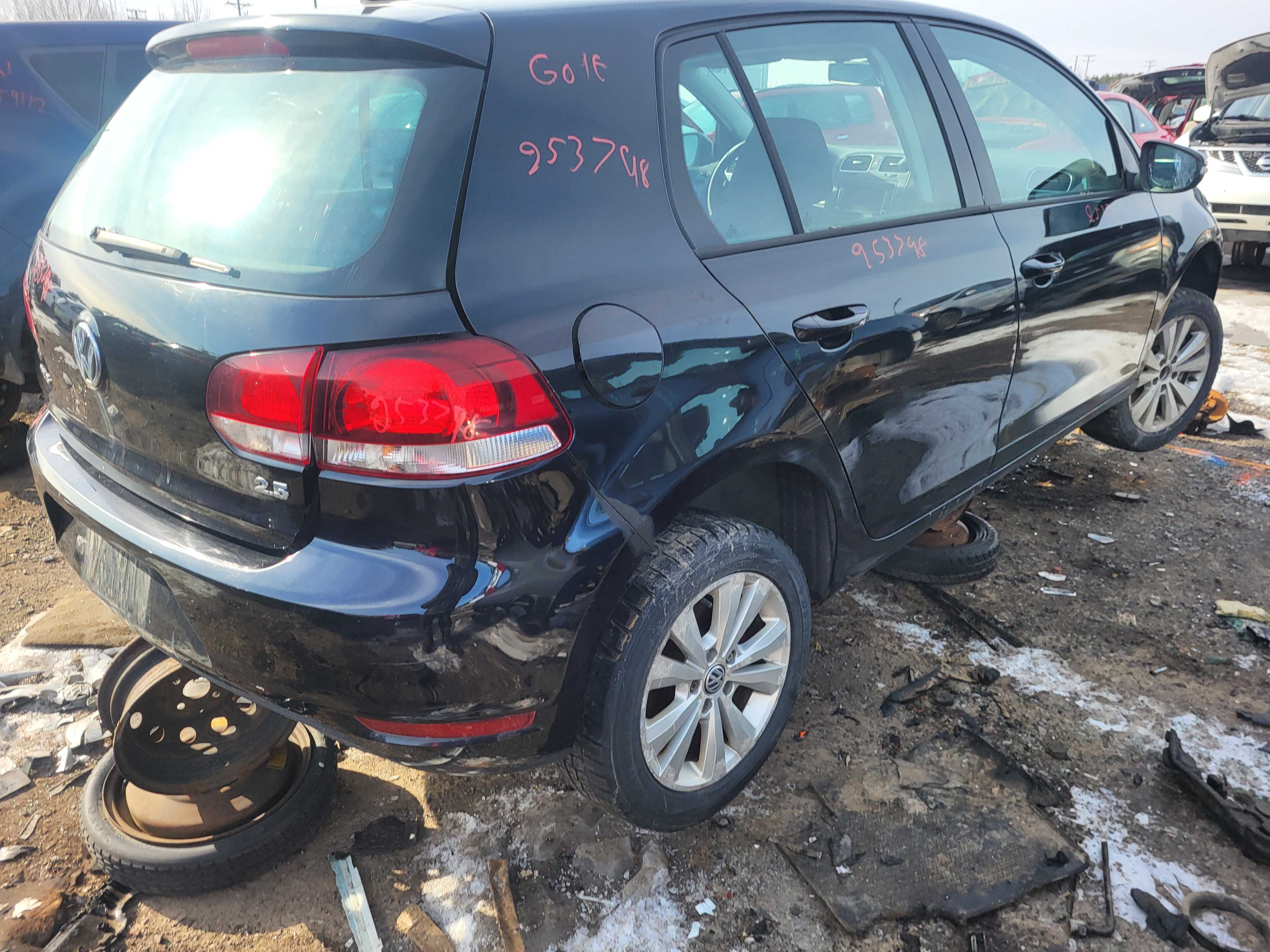 VOLKSWAGEN GOLF 2011