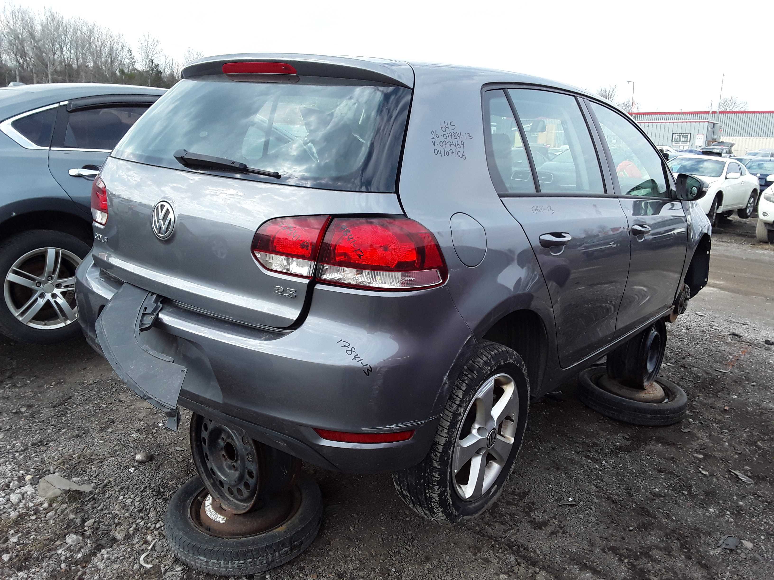 VOLKSWAGEN GOLF 2013