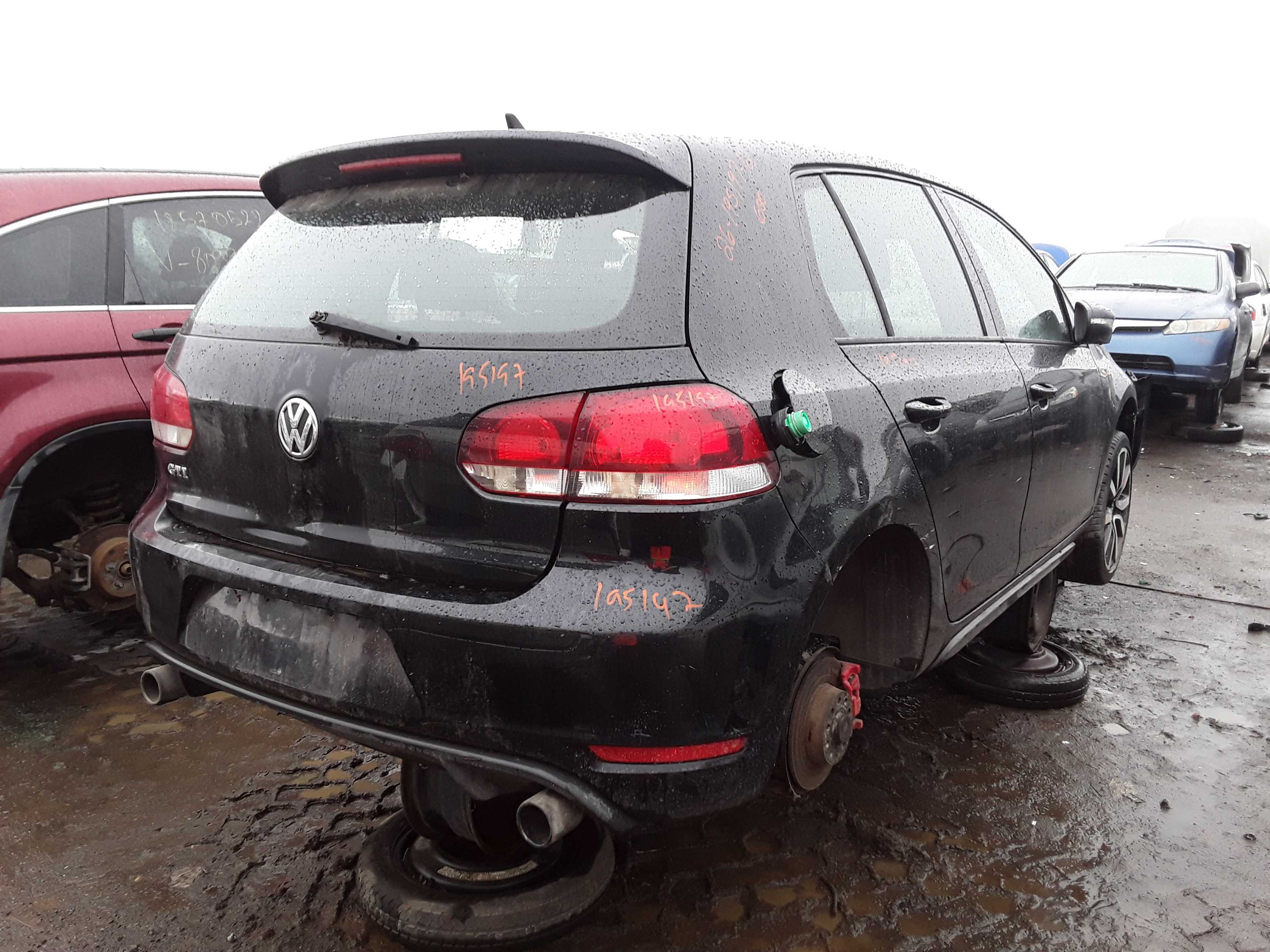 VOLKSWAGEN GTI 2012