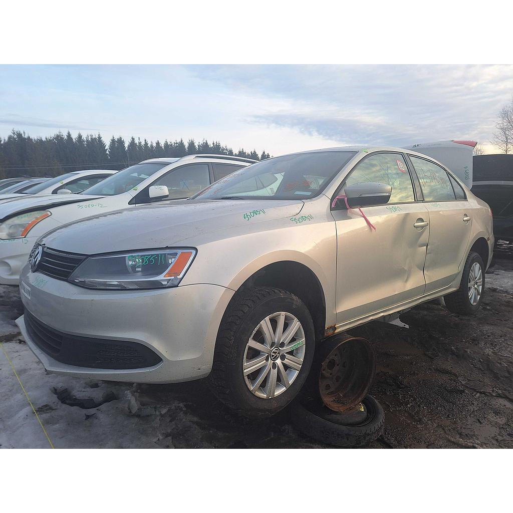 VOLKSWAGEN JETTA 2011