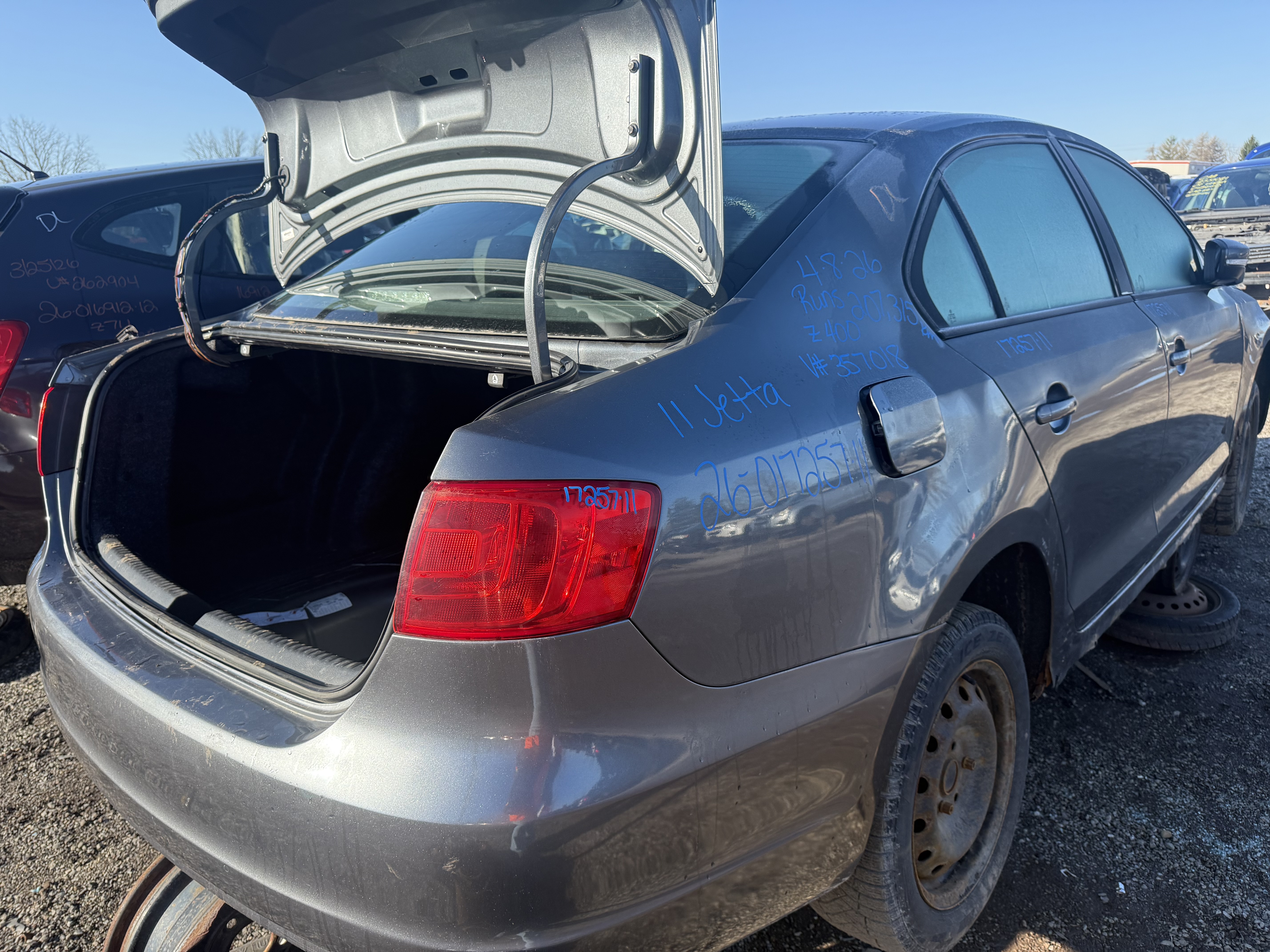 VOLKSWAGEN JETTA 2011