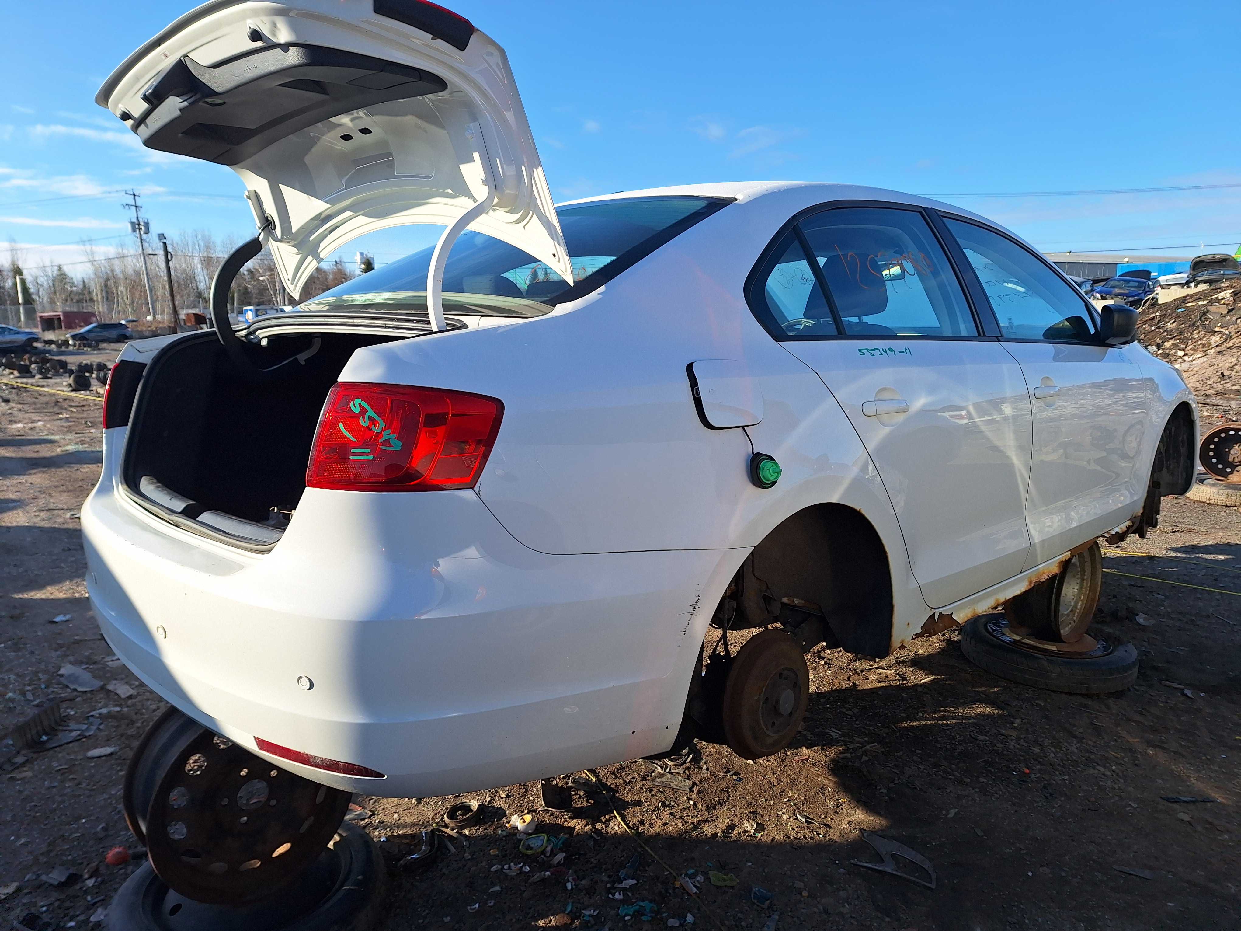 VOLKSWAGEN JETTA 2011