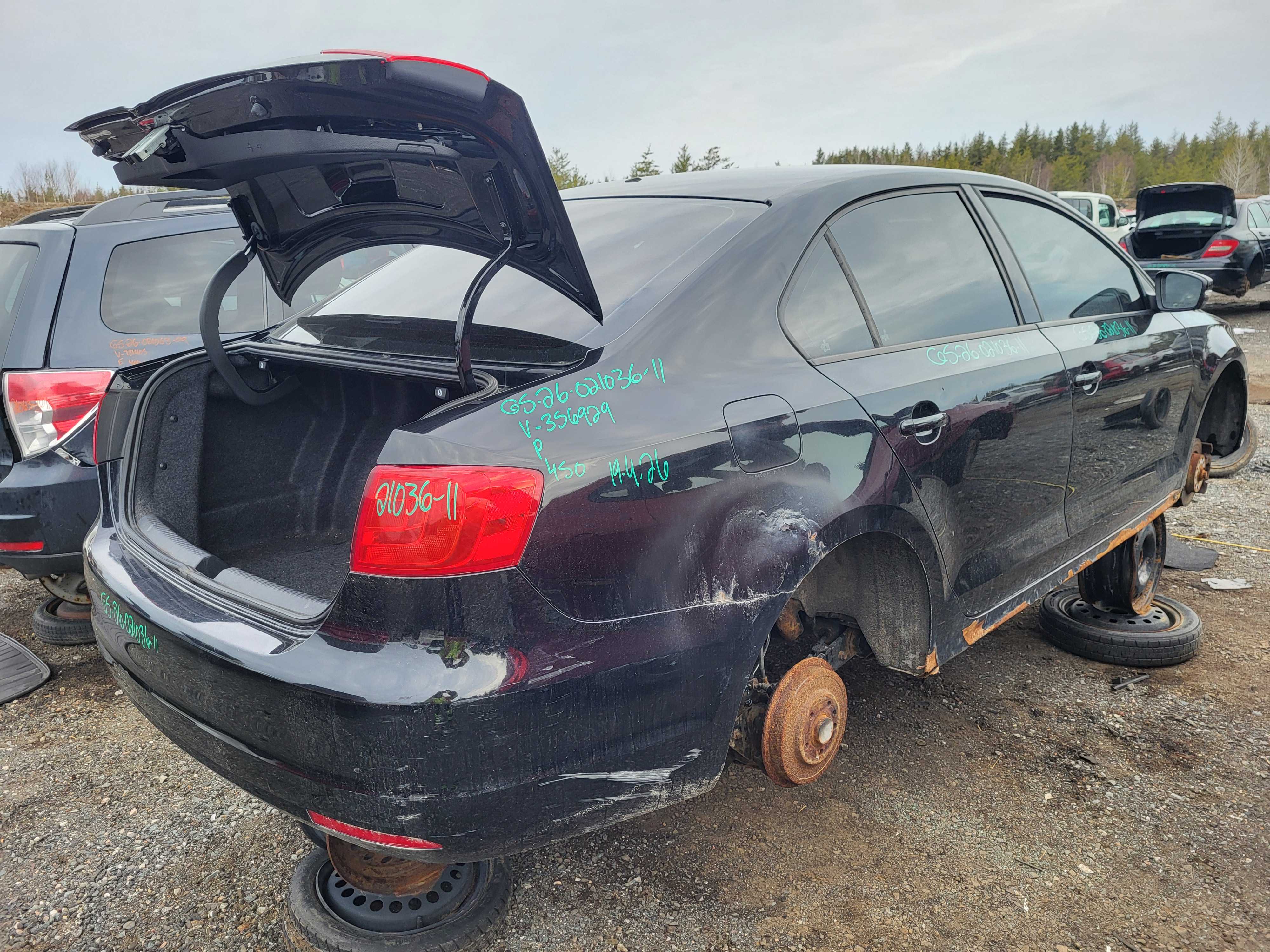 VOLKSWAGEN JETTA 2011