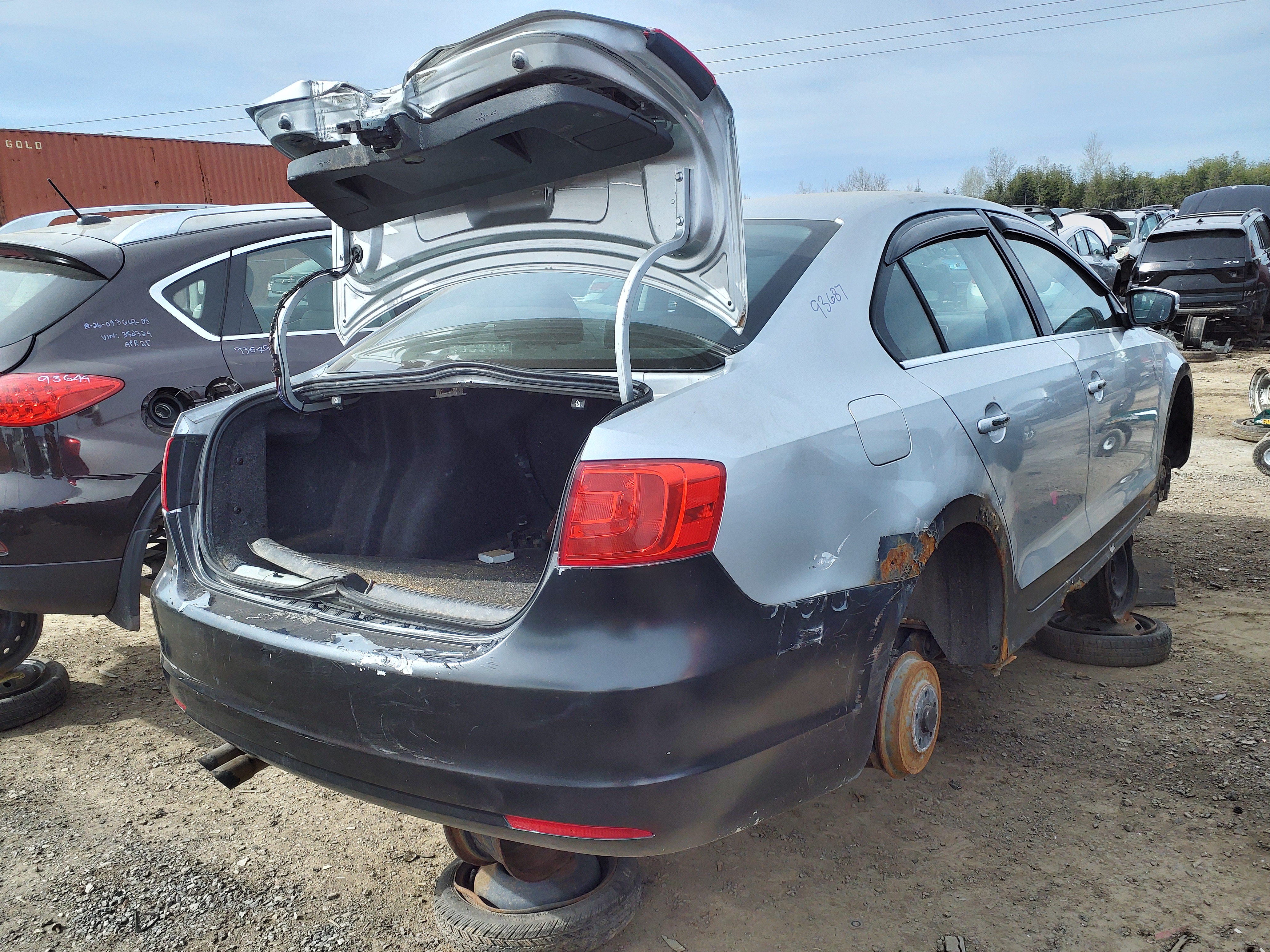 VOLKSWAGEN JETTA 2011