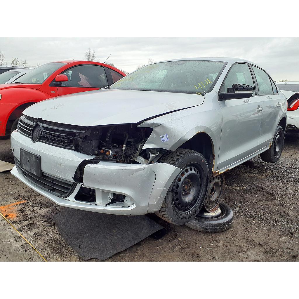 VOLKSWAGEN JETTA 2011