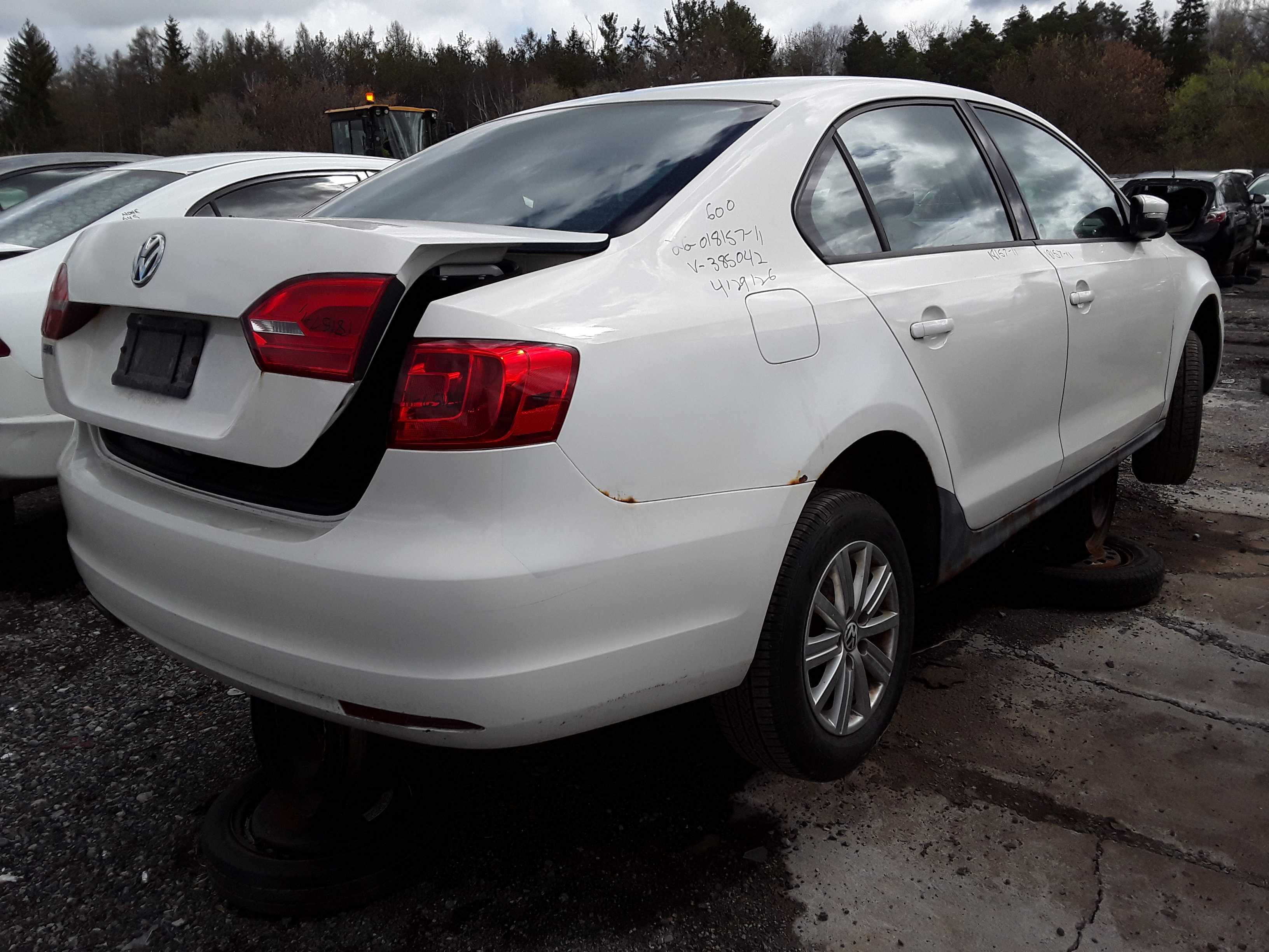 VOLKSWAGEN JETTA 2011