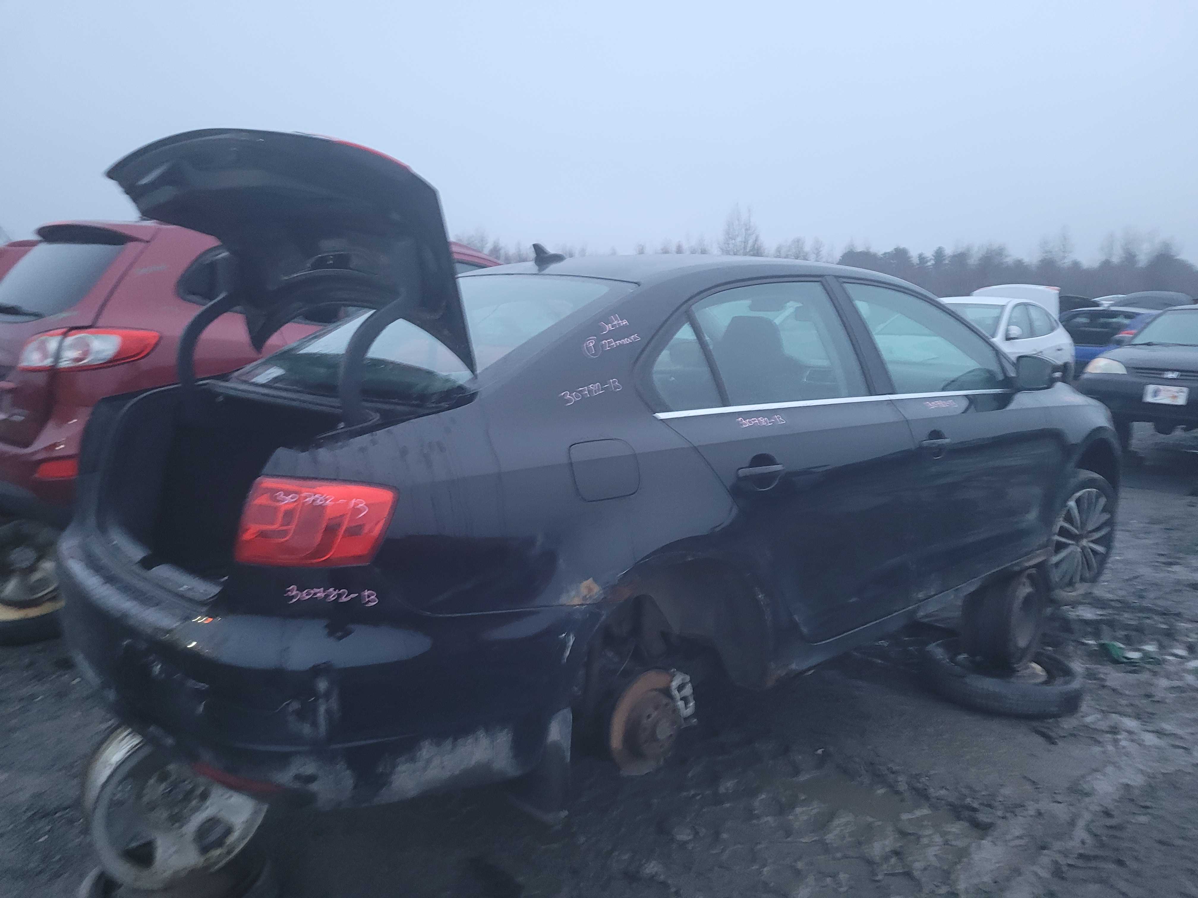 VOLKSWAGEN JETTA 2013