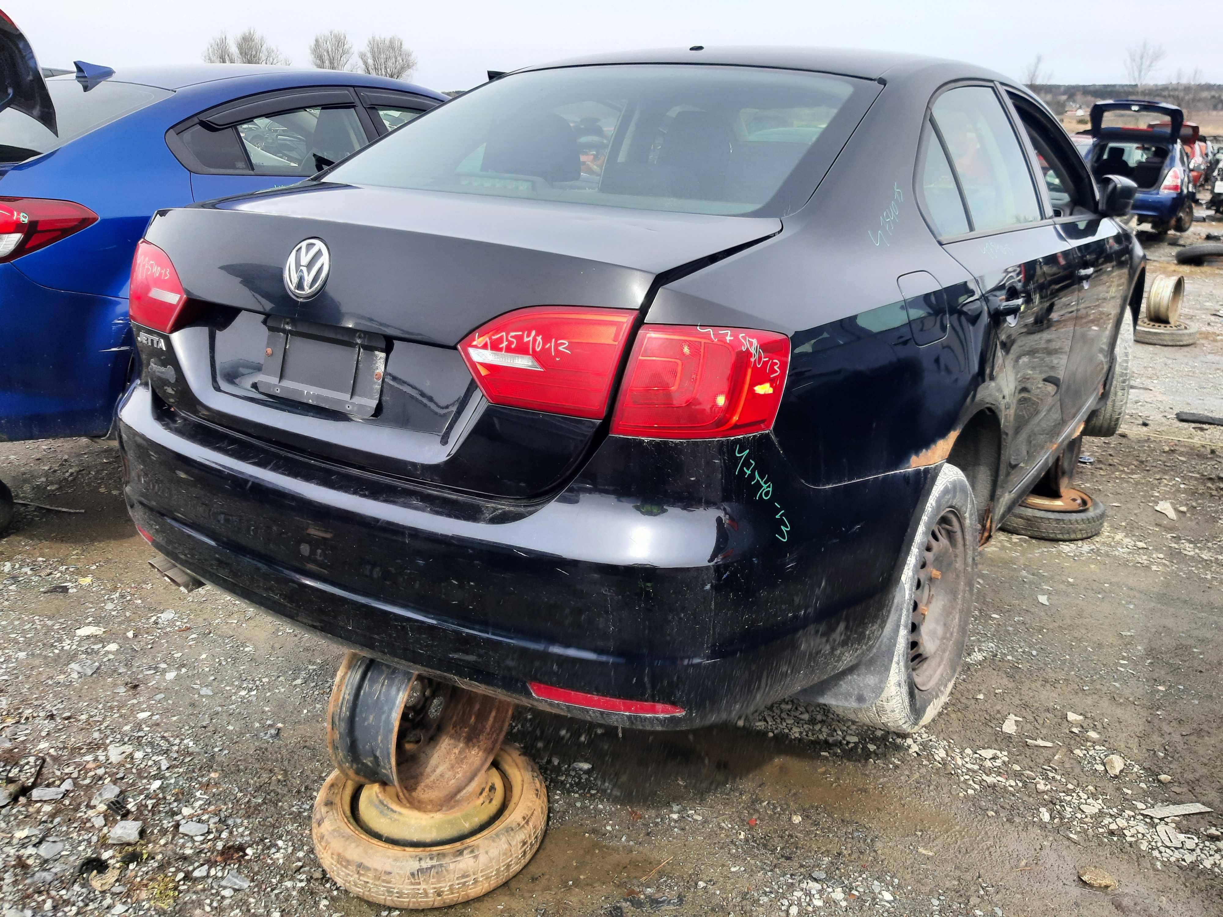 VOLKSWAGEN JETTA 2013