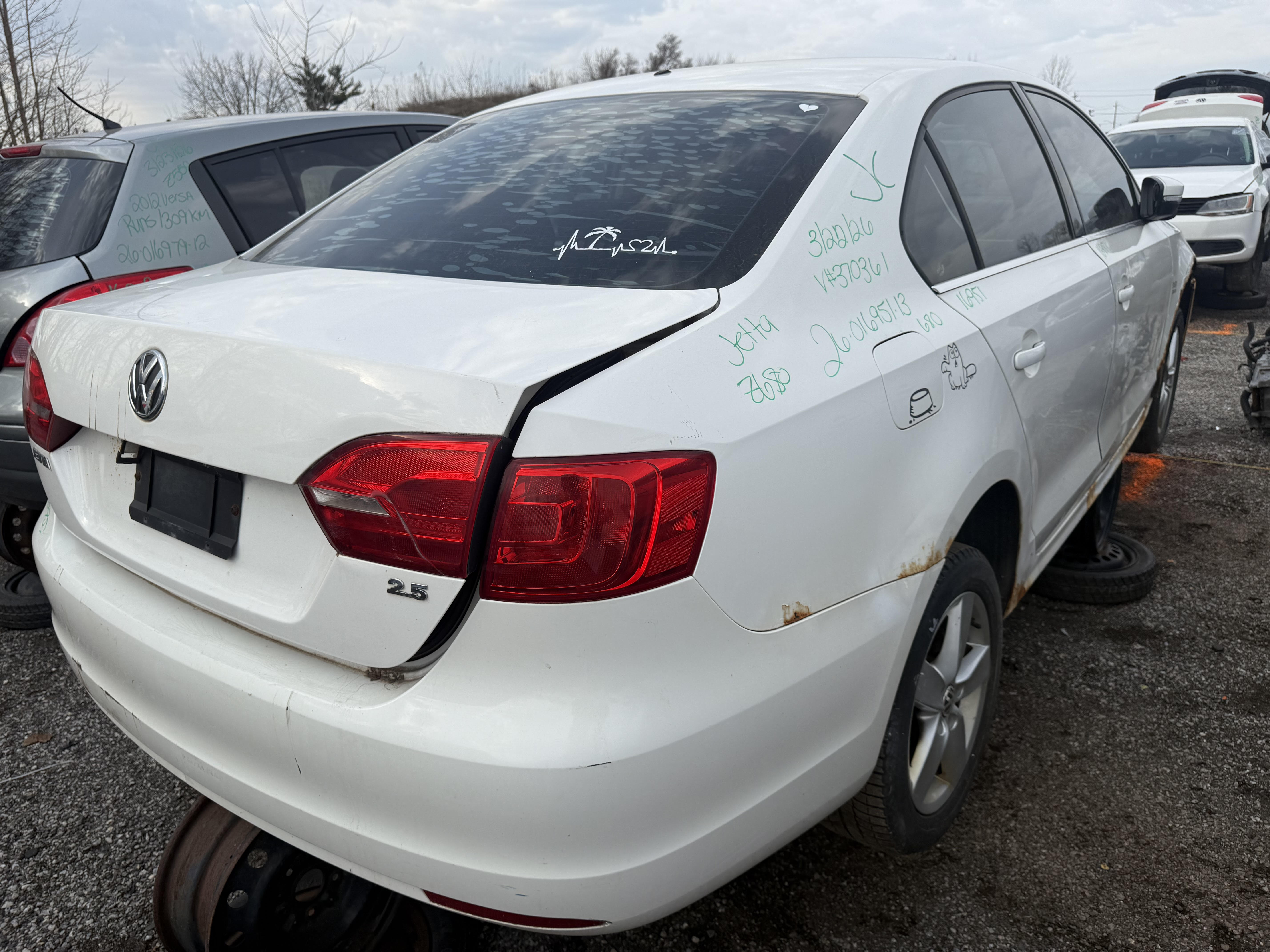 VOLKSWAGEN JETTA 2013