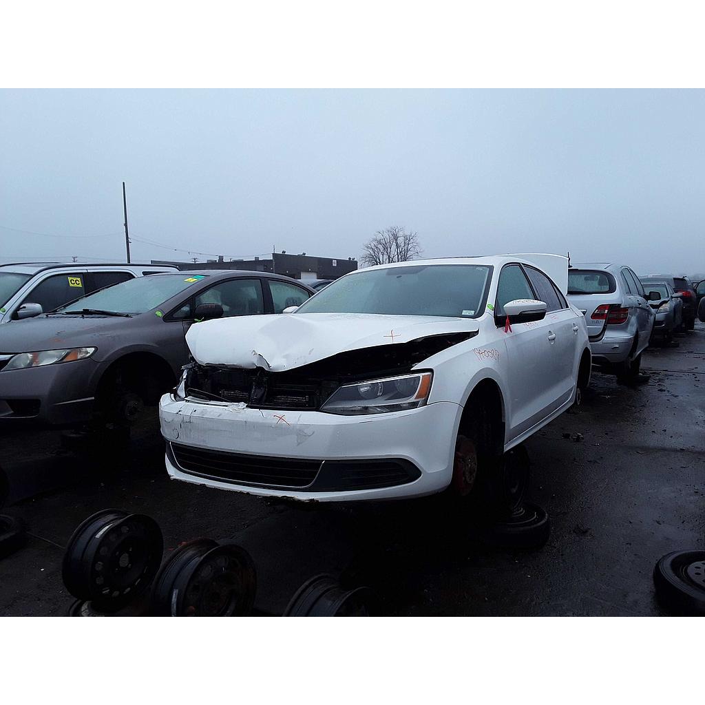 VOLKSWAGEN JETTA 2013