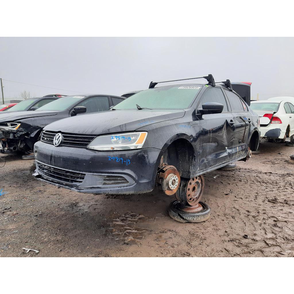 VOLKSWAGEN JETTA 2013