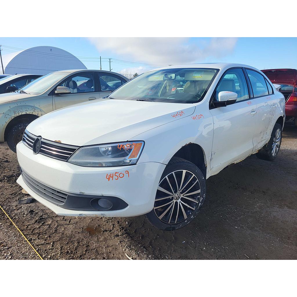 VOLKSWAGEN JETTA 2013