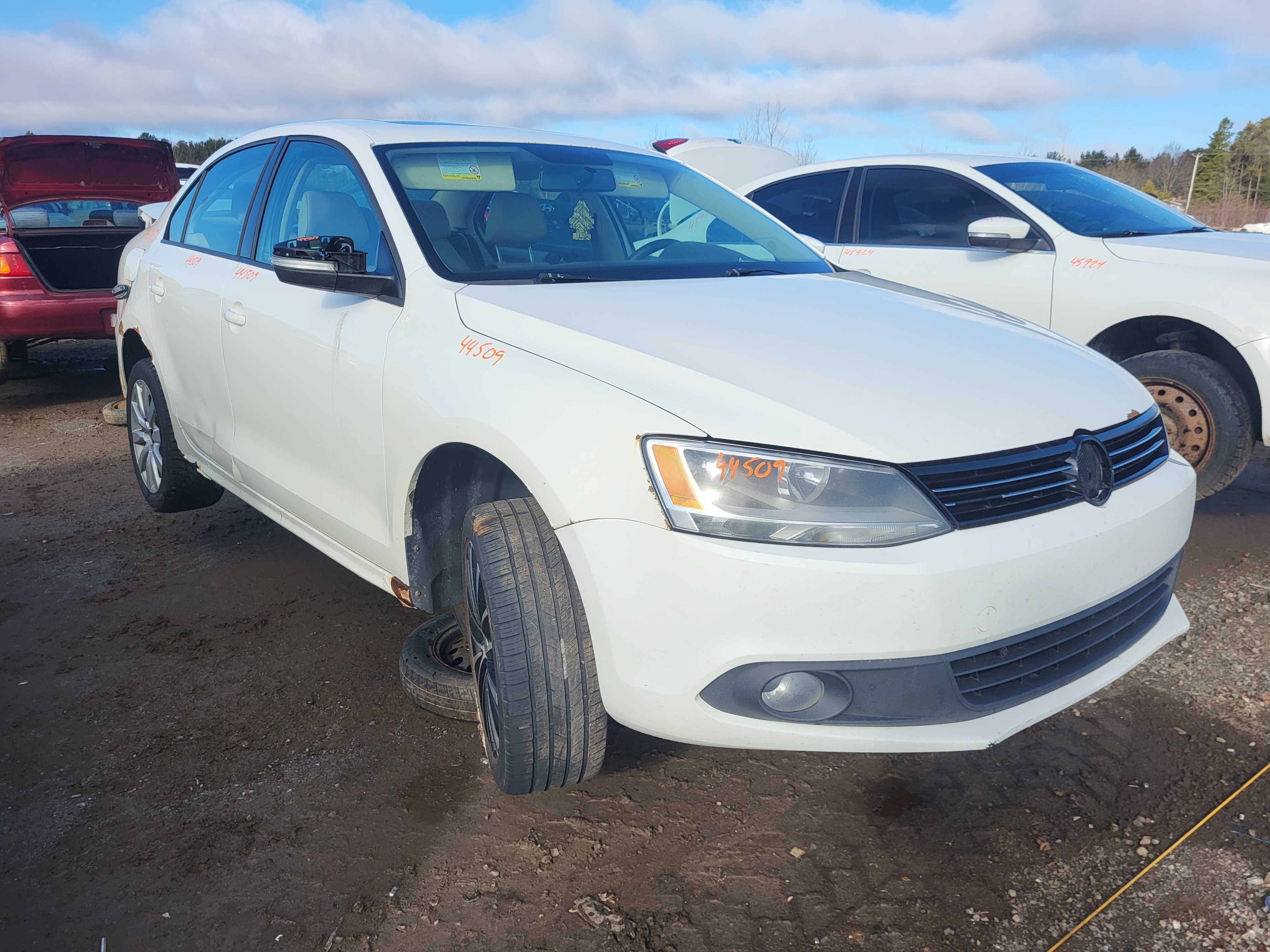 VOLKSWAGEN JETTA 2013
