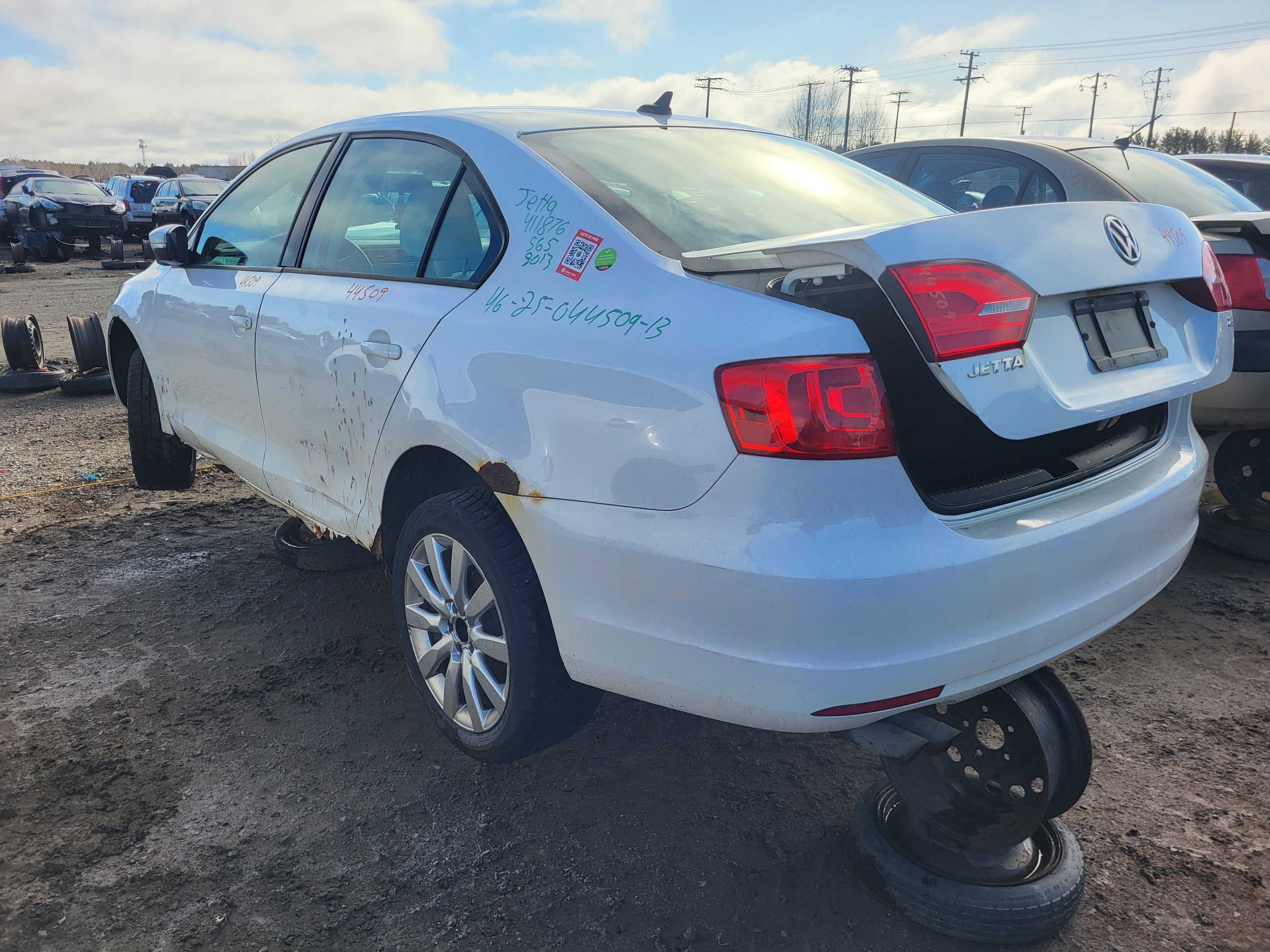 VOLKSWAGEN JETTA 2013