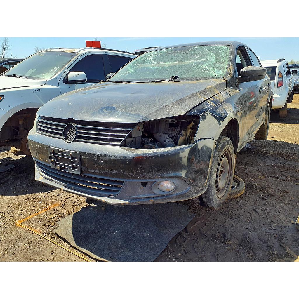 VOLKSWAGEN JETTA 2013