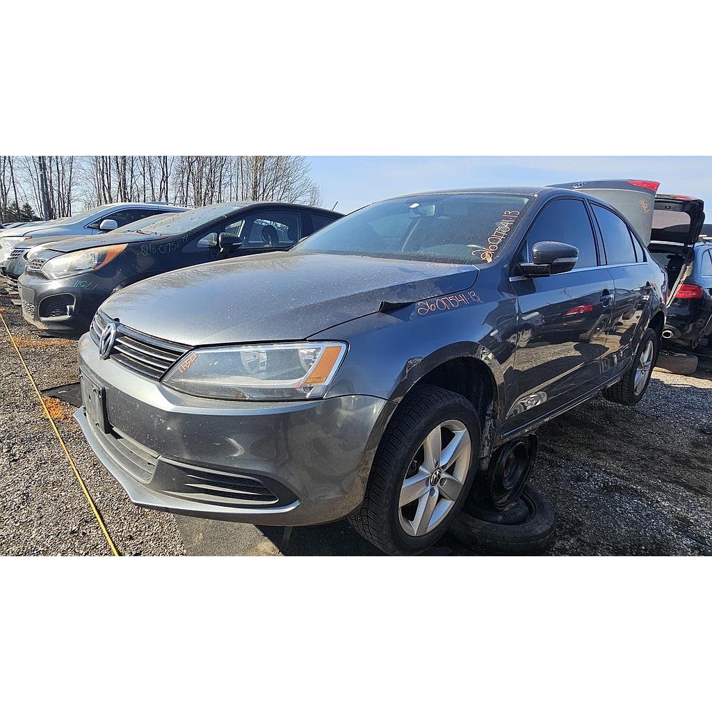 VOLKSWAGEN JETTA 2013