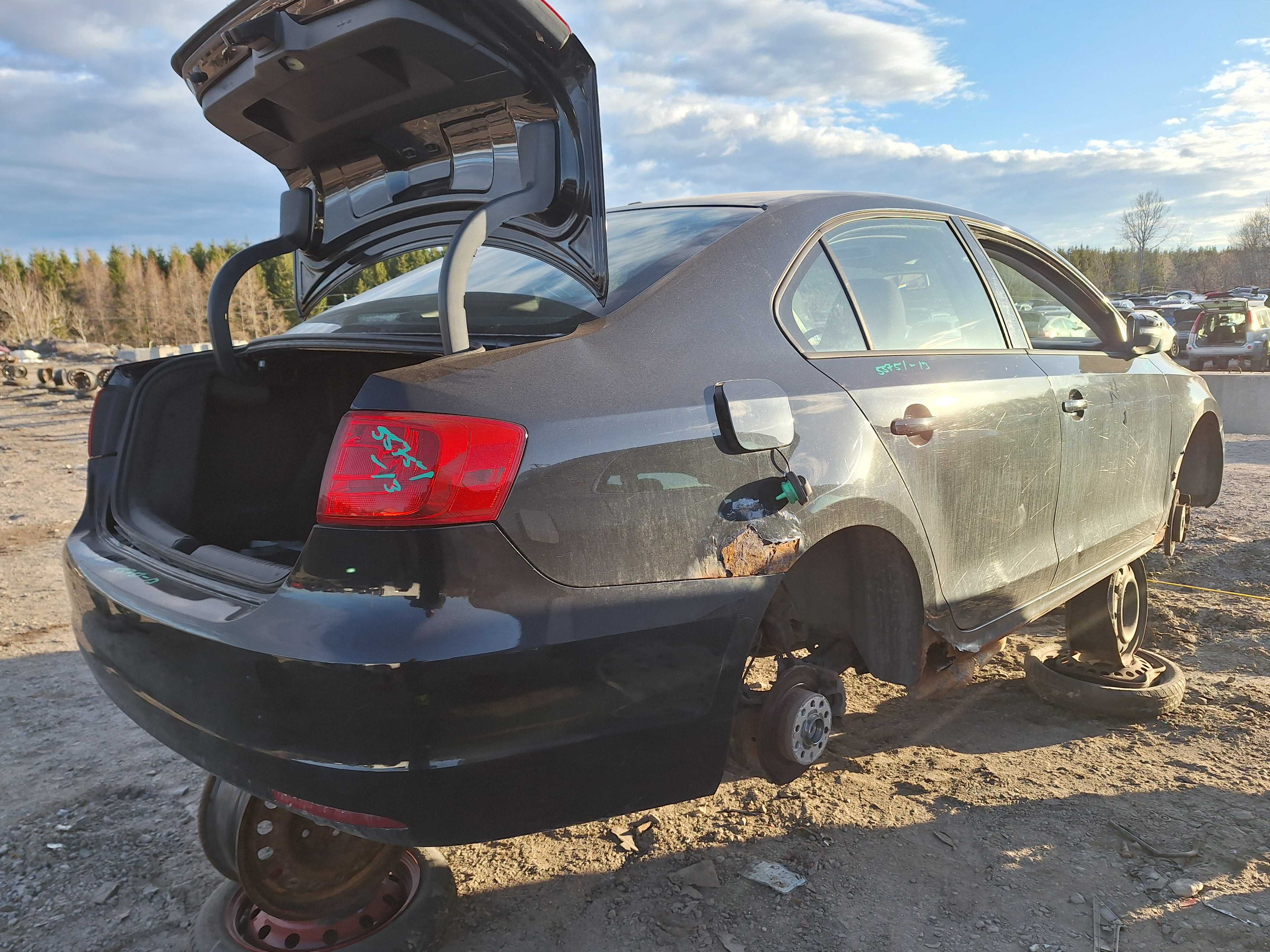 VOLKSWAGEN JETTA 2013