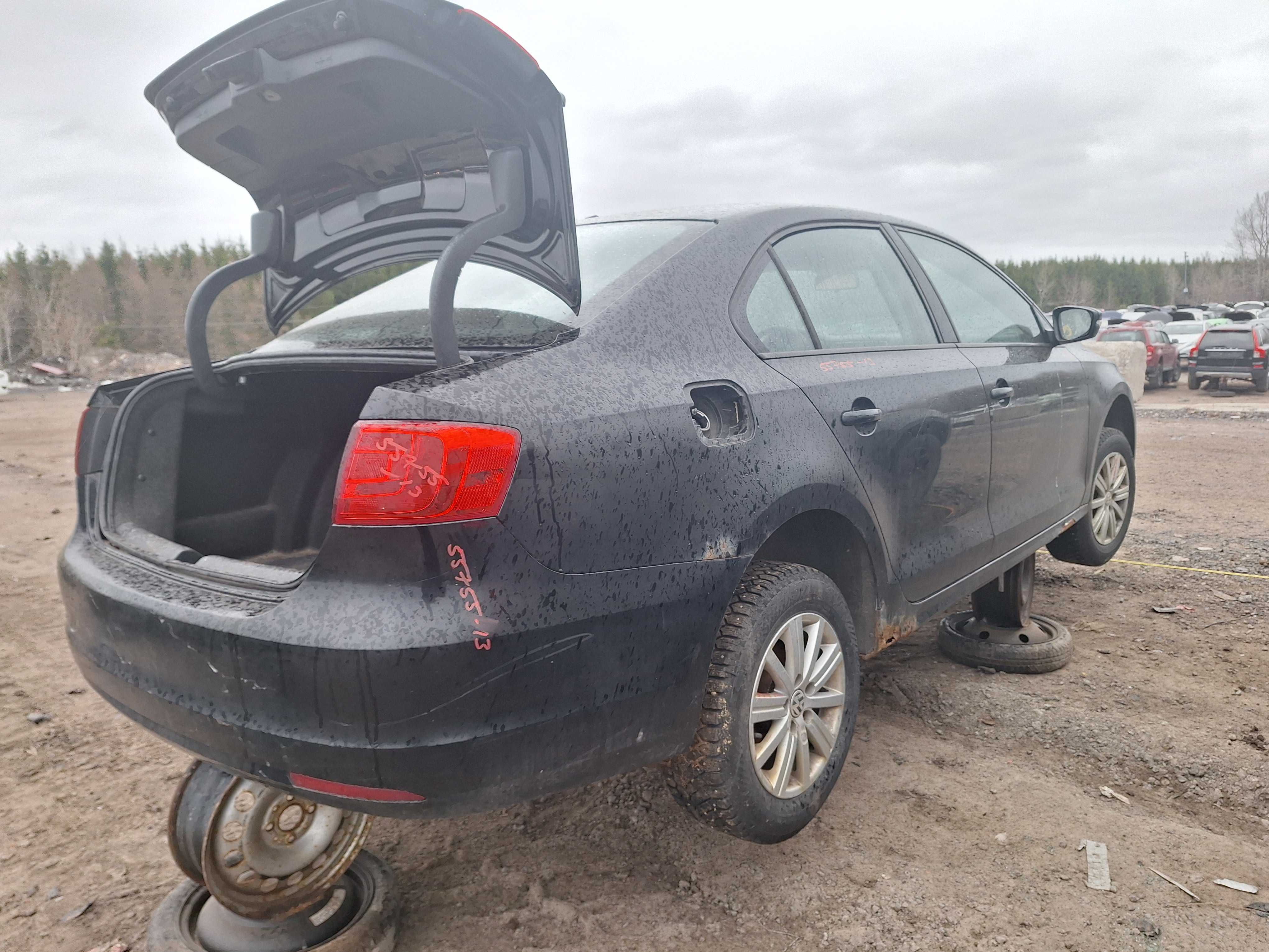 VOLKSWAGEN JETTA 2013