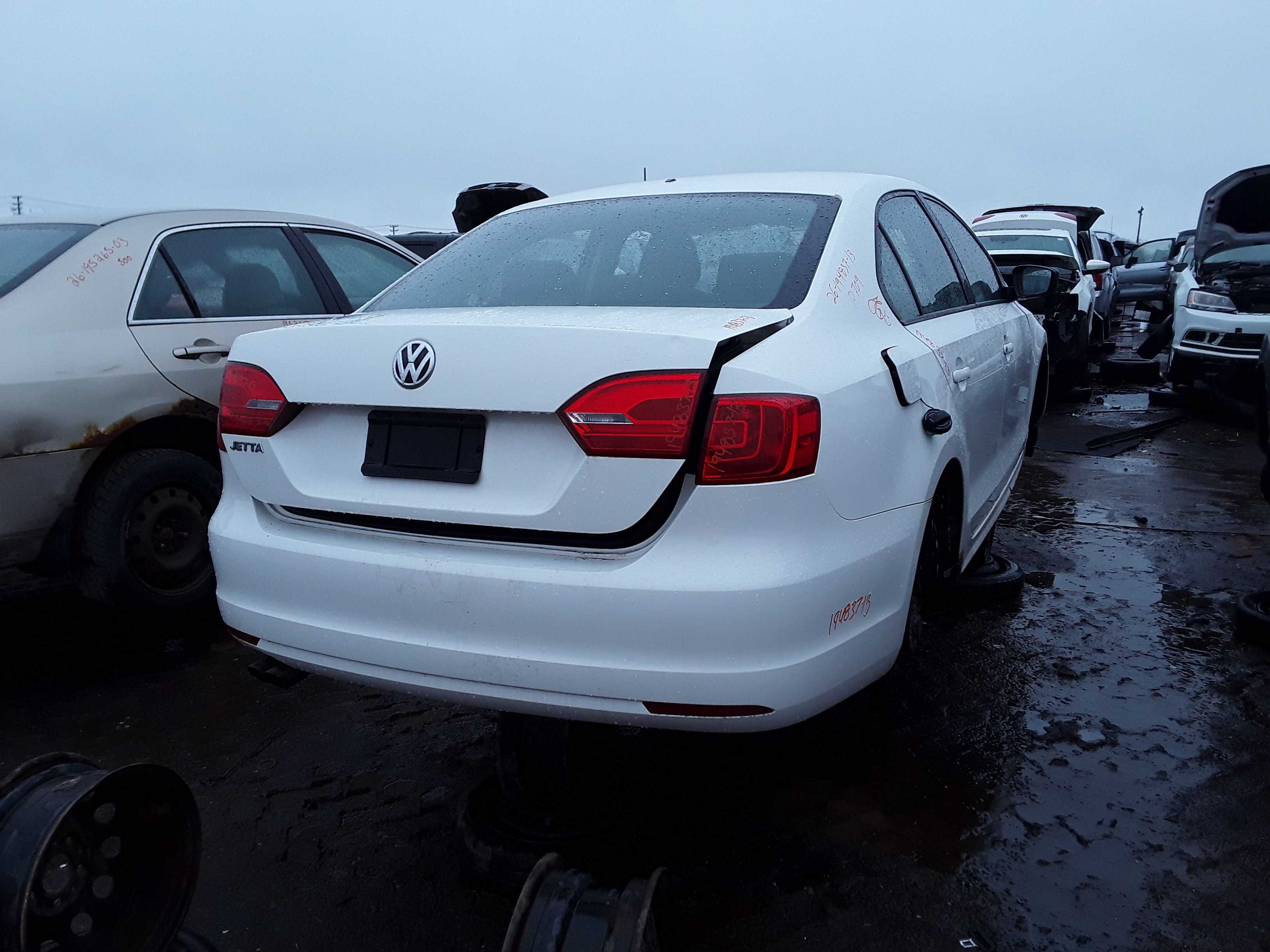VOLKSWAGEN JETTA 2013