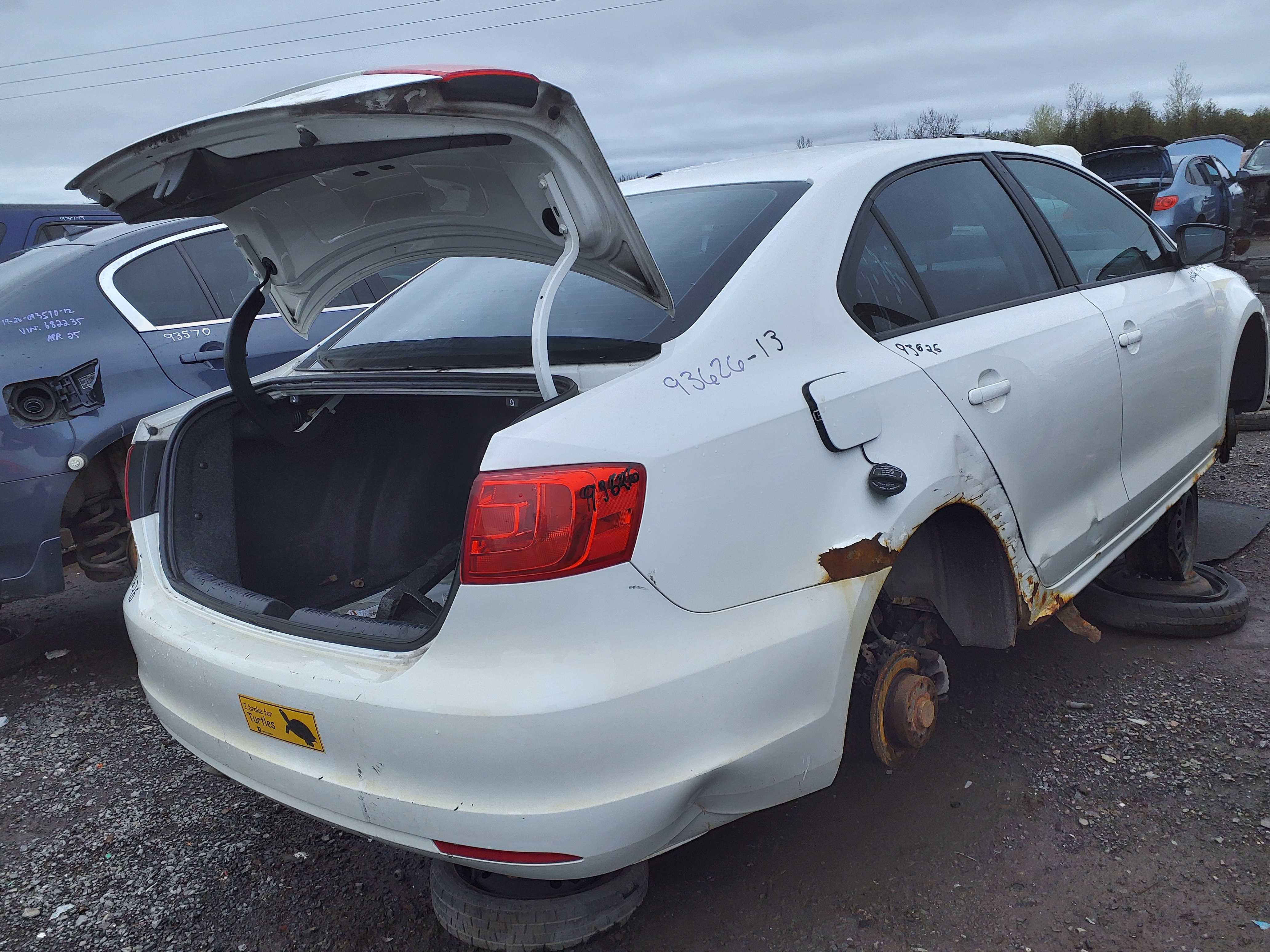 VOLKSWAGEN JETTA 2013