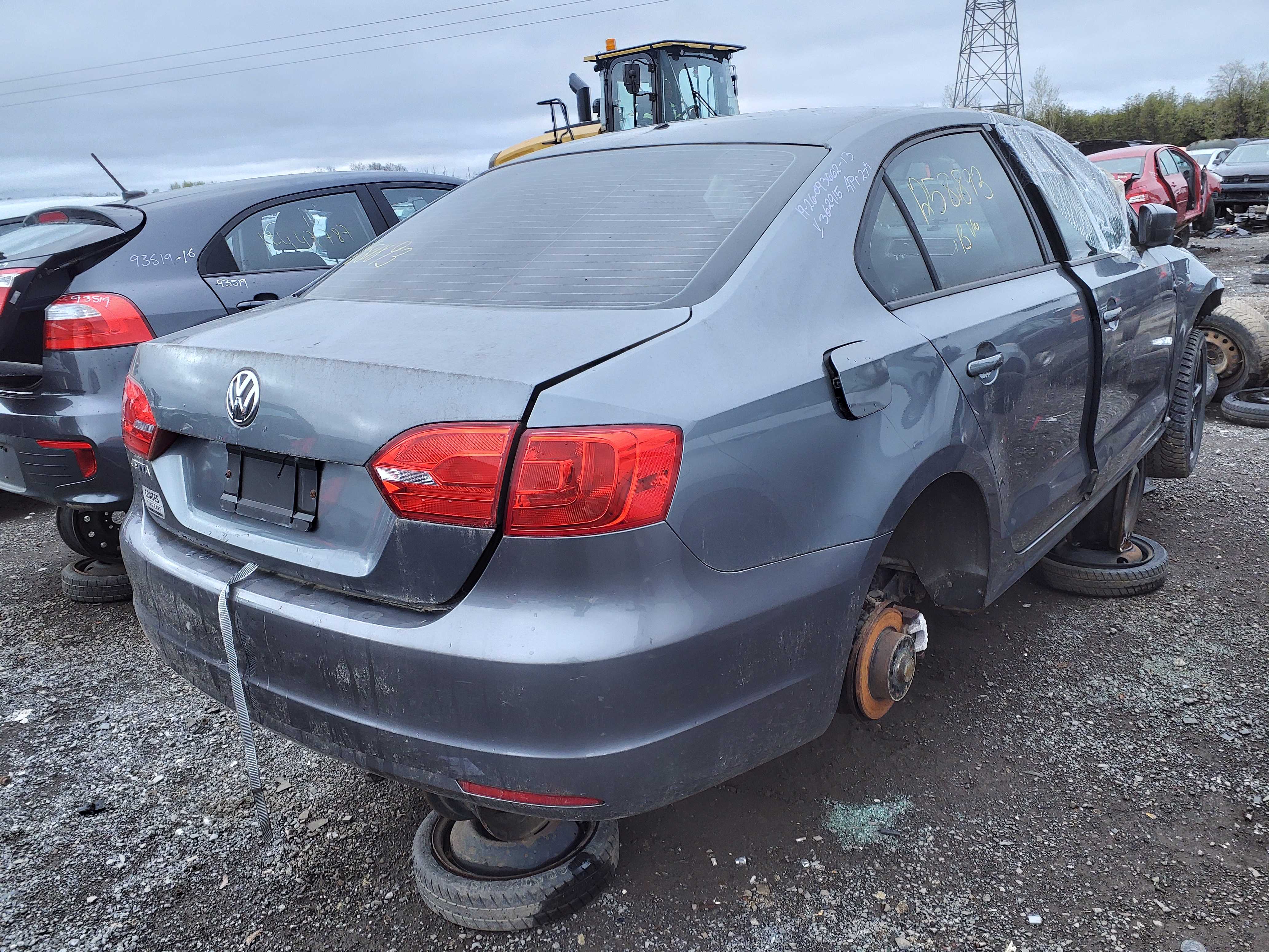 VOLKSWAGEN JETTA 2013