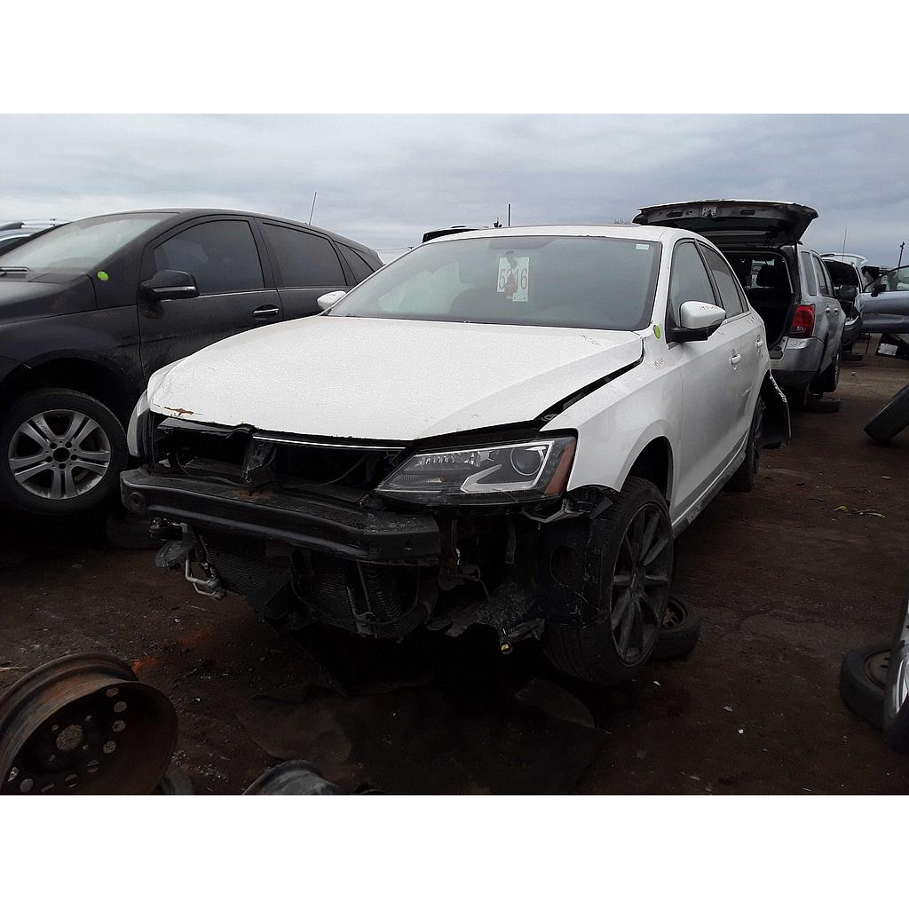 VOLKSWAGEN JETTA 2014