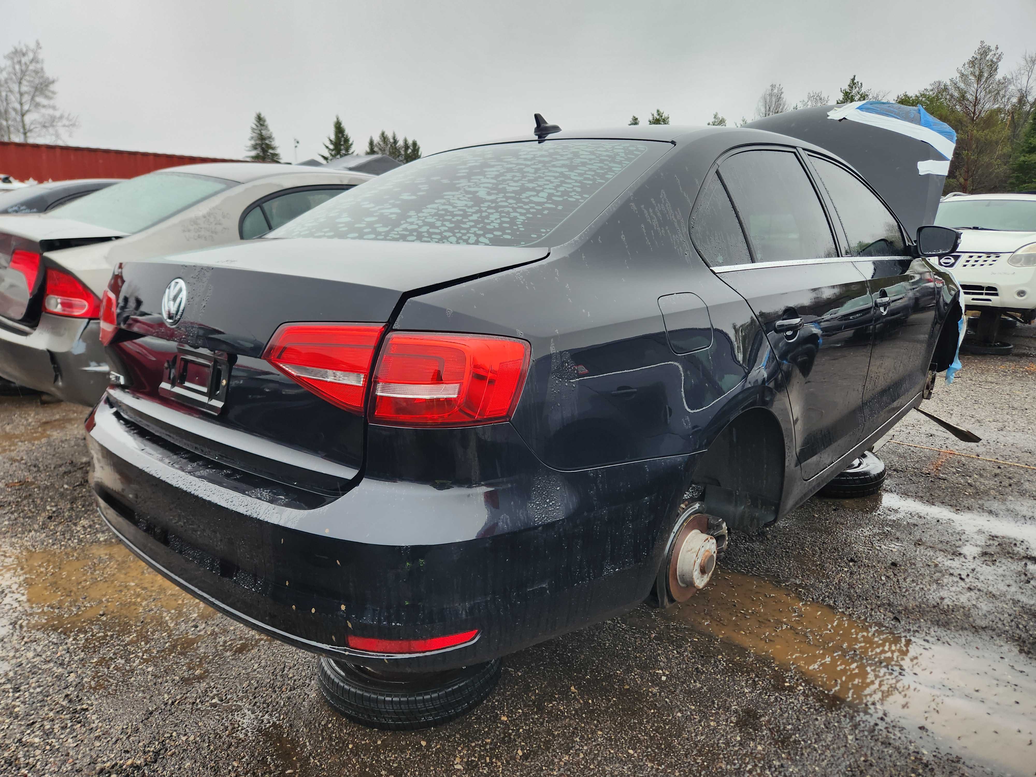 VOLKSWAGEN JETTA 2015