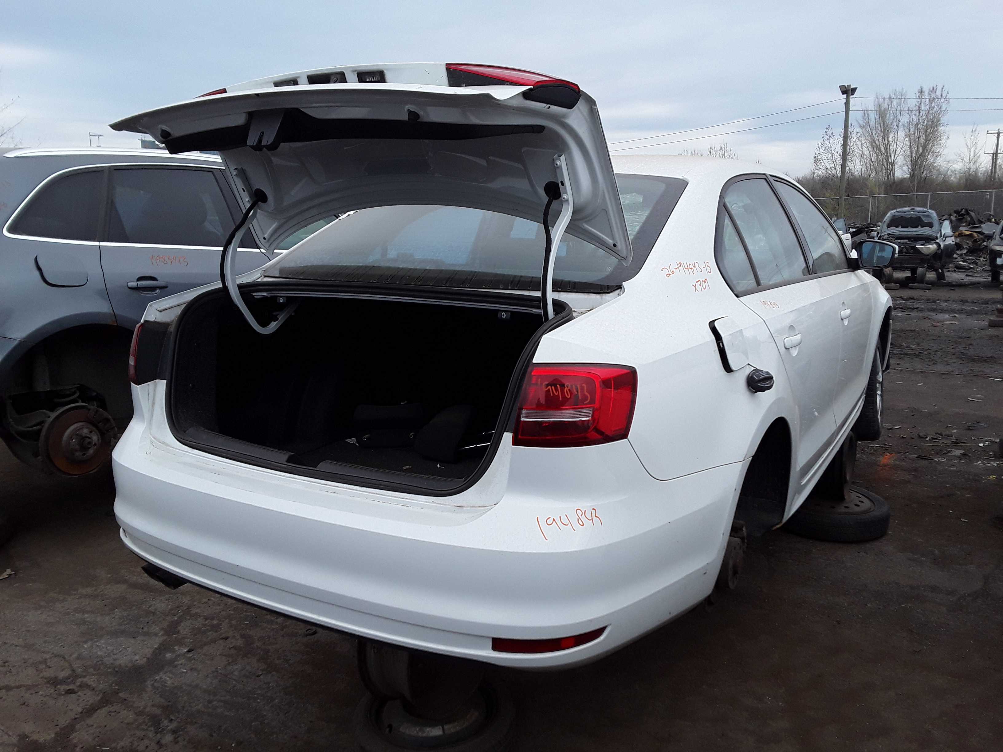 VOLKSWAGEN JETTA 2015