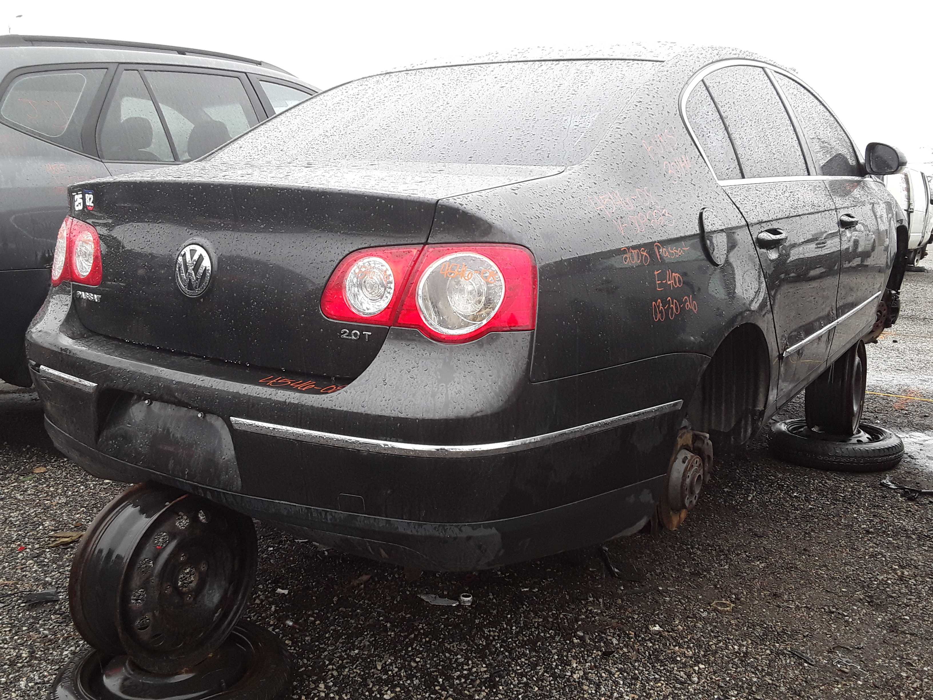 VOLKSWAGEN PASSAT 2008