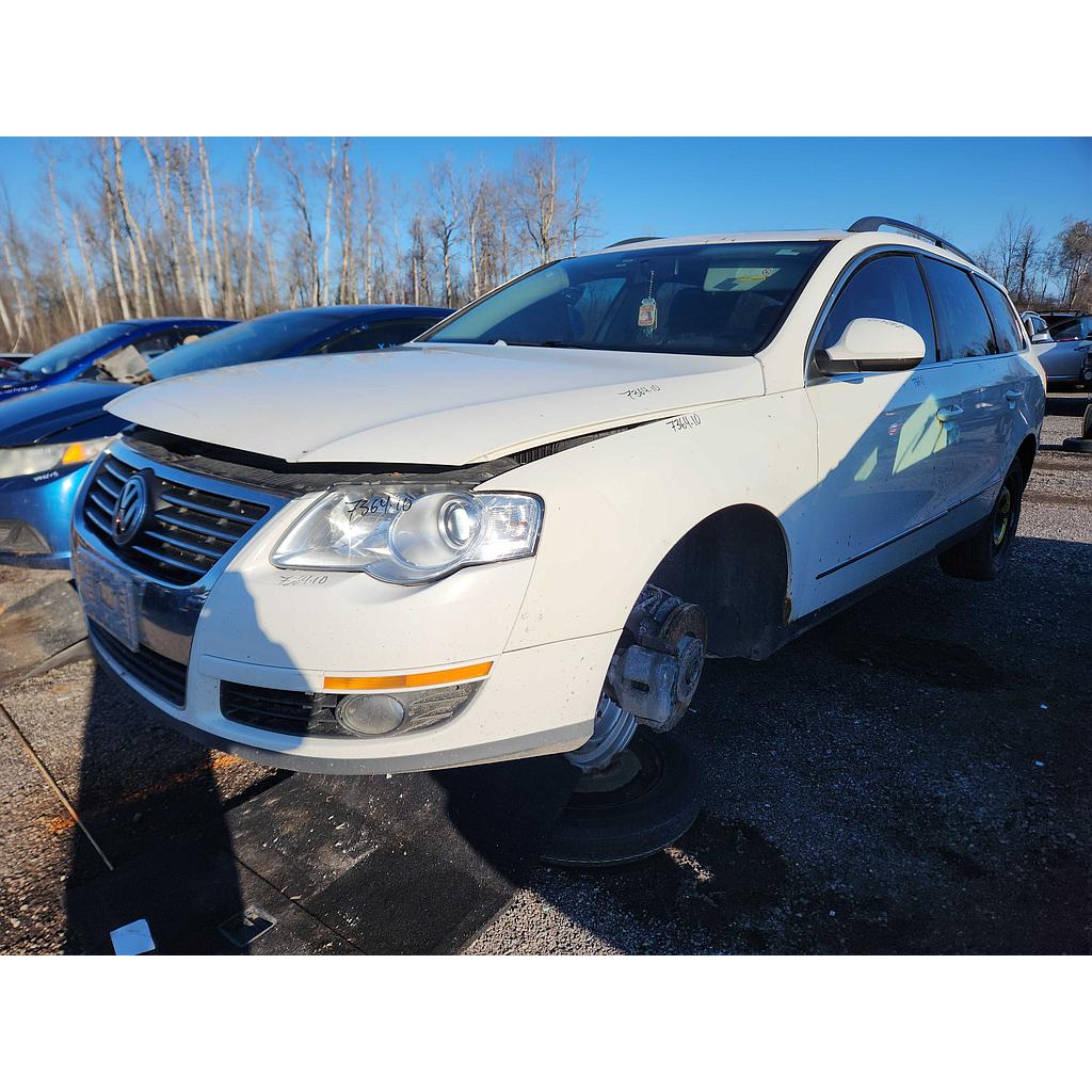 VOLKSWAGEN PASSAT 2010