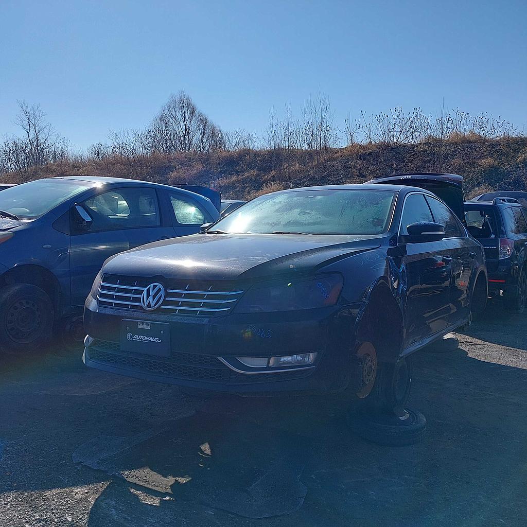 VOLKSWAGEN PASSAT 2014