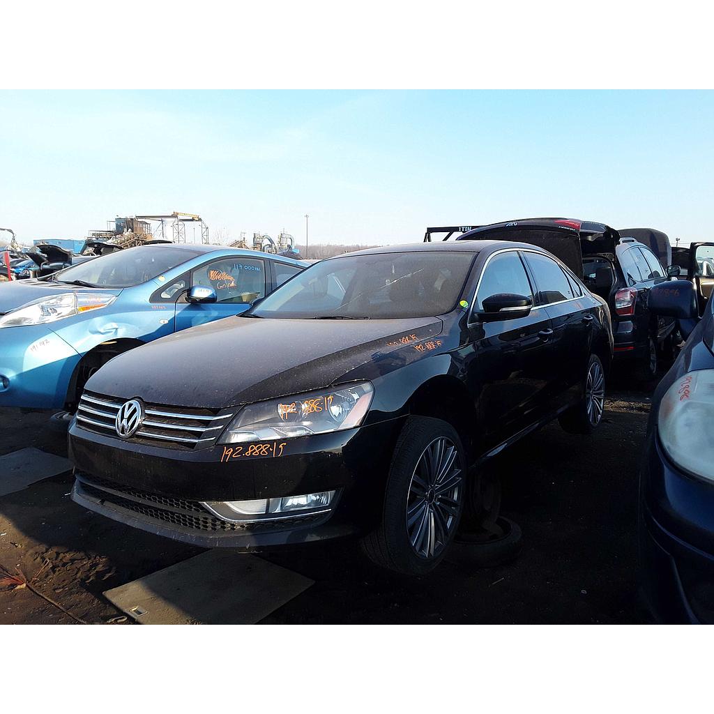 VOLKSWAGEN PASSAT 2015
