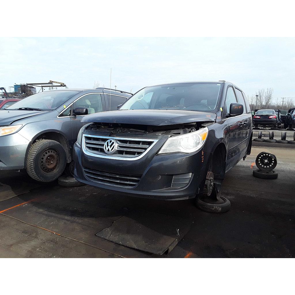 VOLKSWAGEN ROUTAN 2011