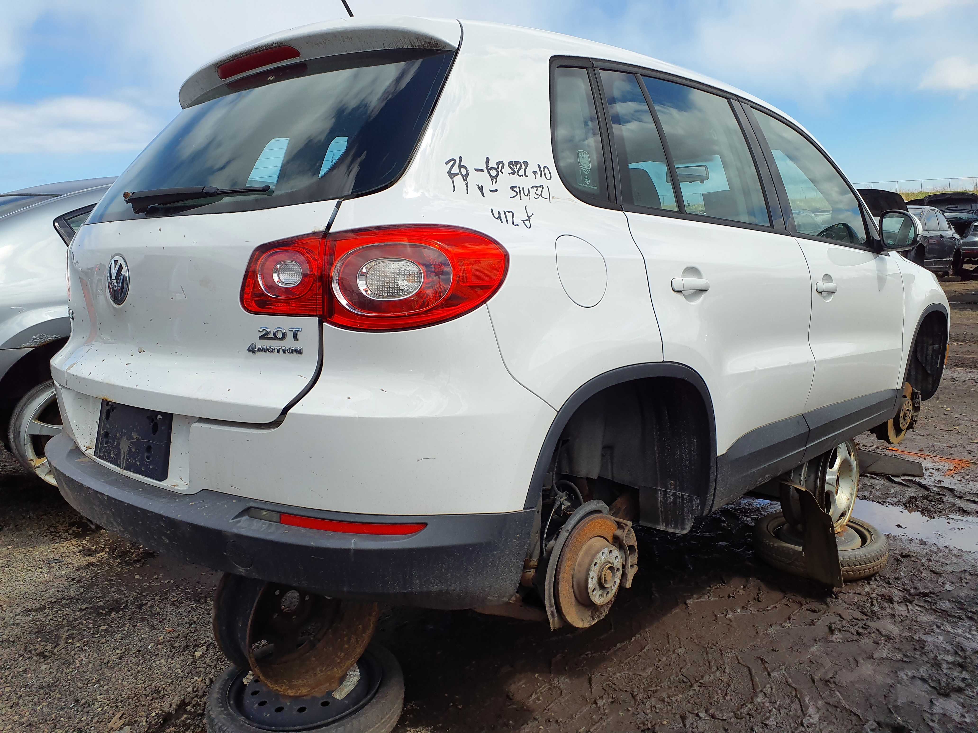 VOLKSWAGEN TIGUAN 2010