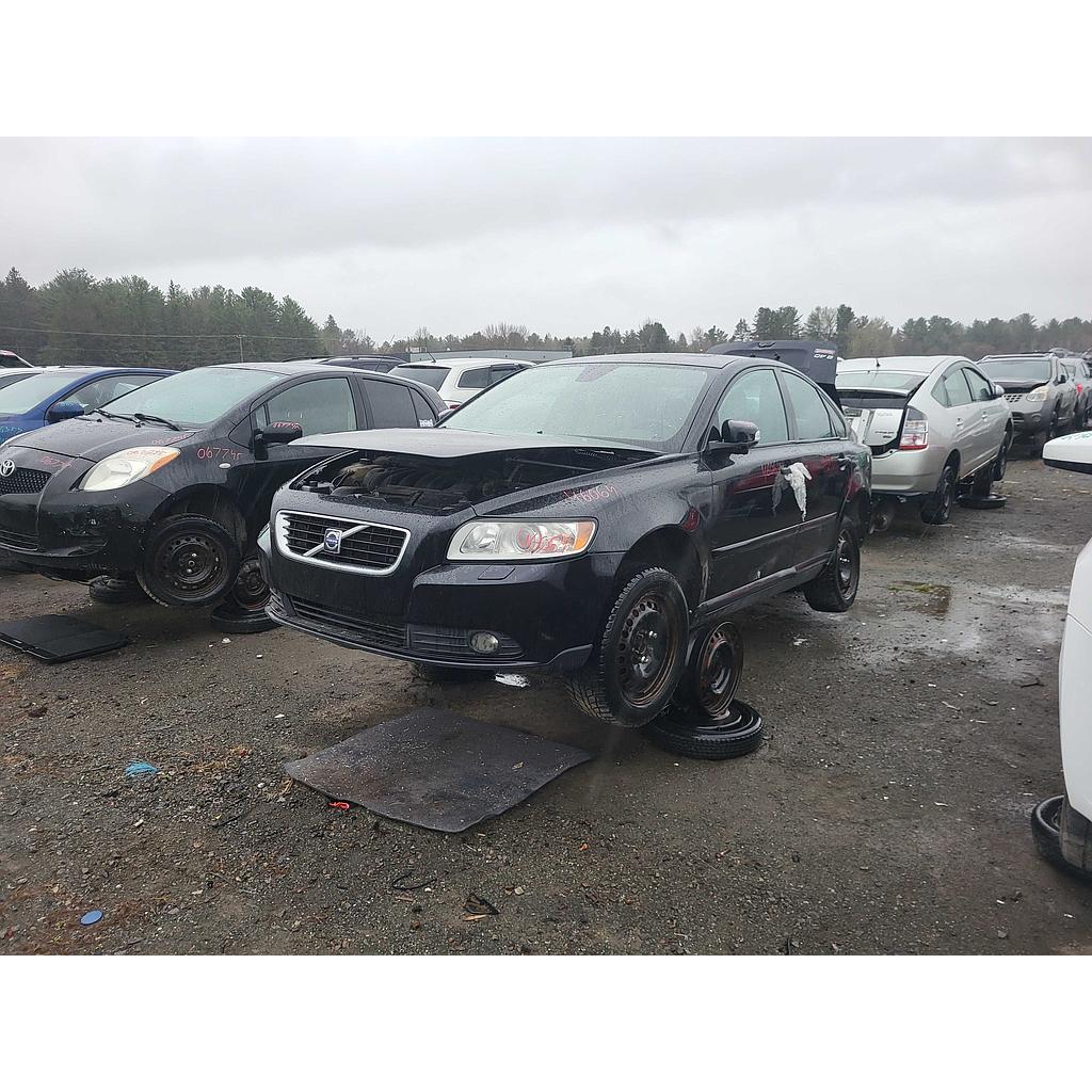 VOLVO S40 2010